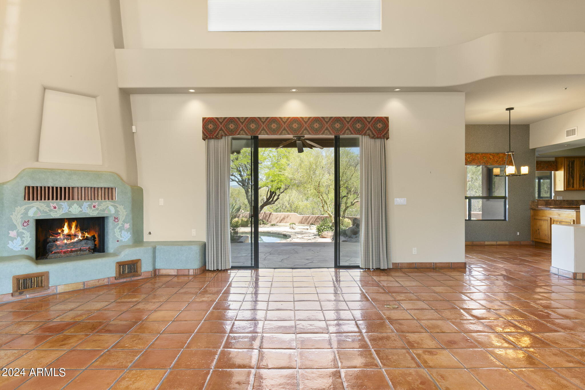 30600 N PIMA Road, 76