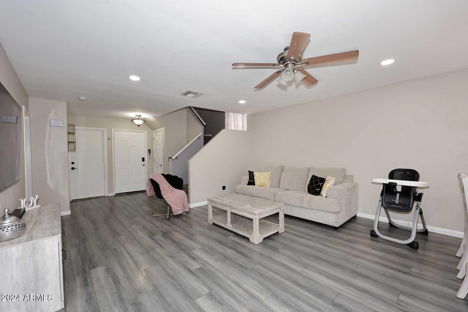 13006 N POPPY Street