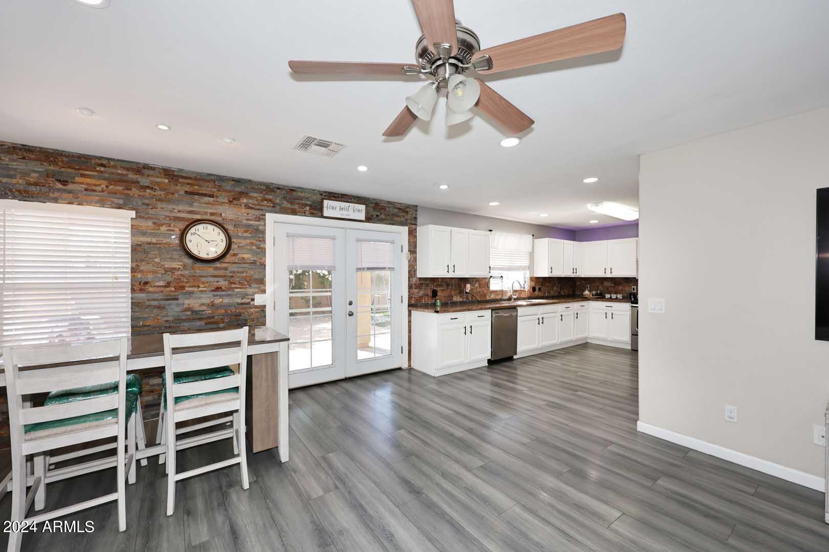 13006 N POPPY Street