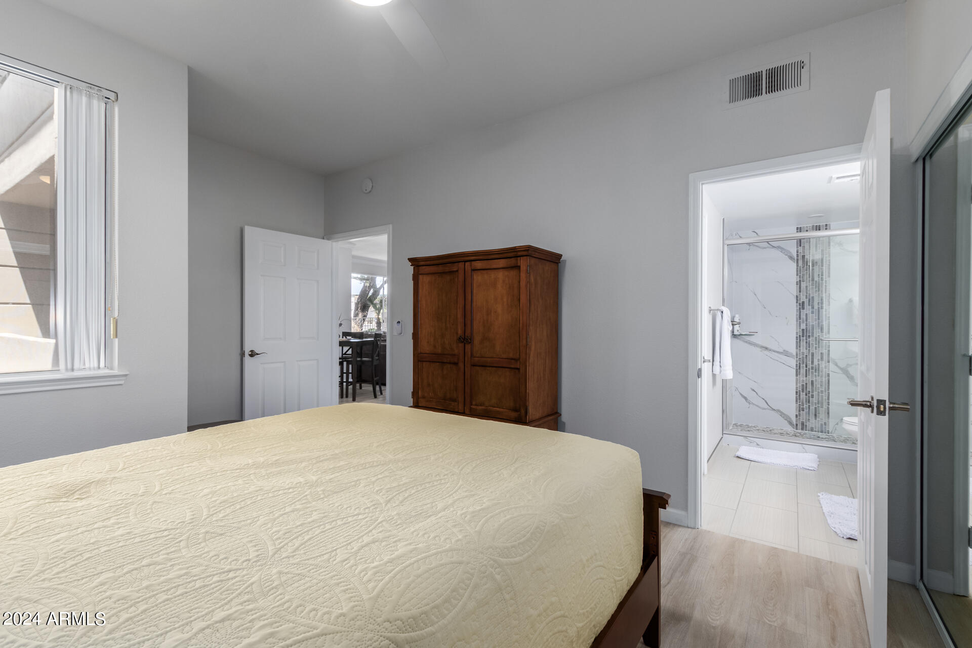 7009 E ACOMA Drive, 1105