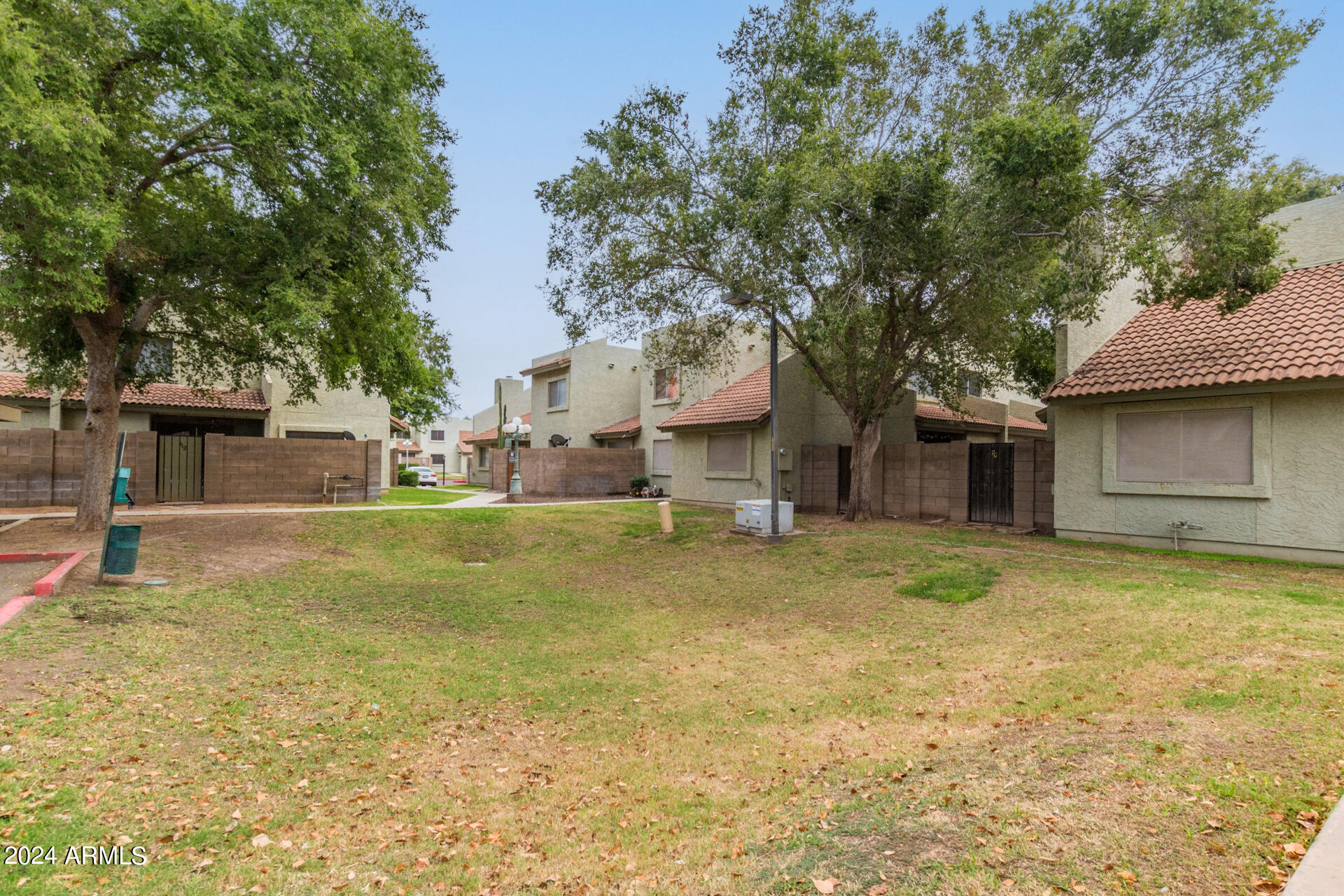 222 W BROWN Road, 49