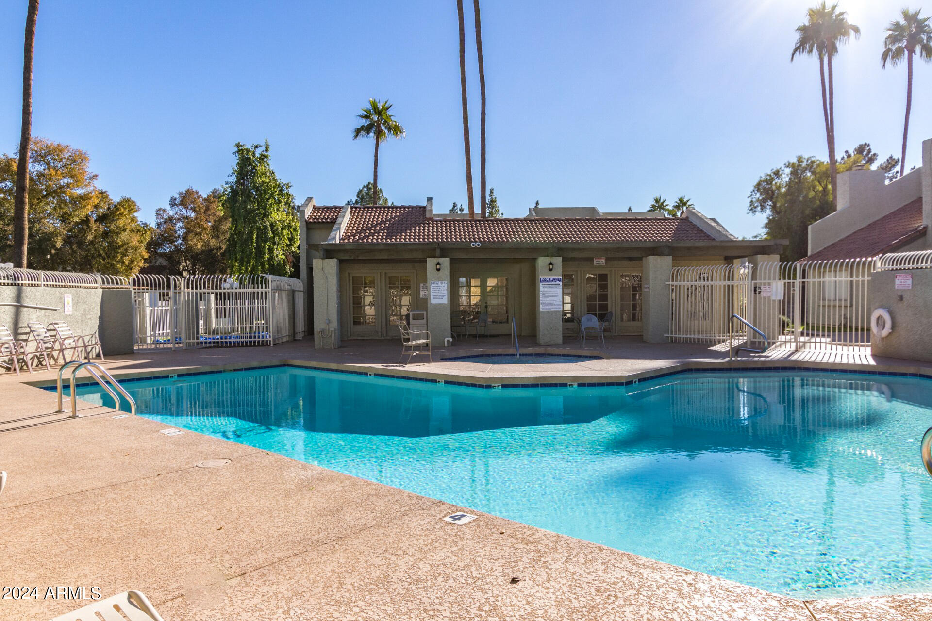 222 W BROWN Road, 49