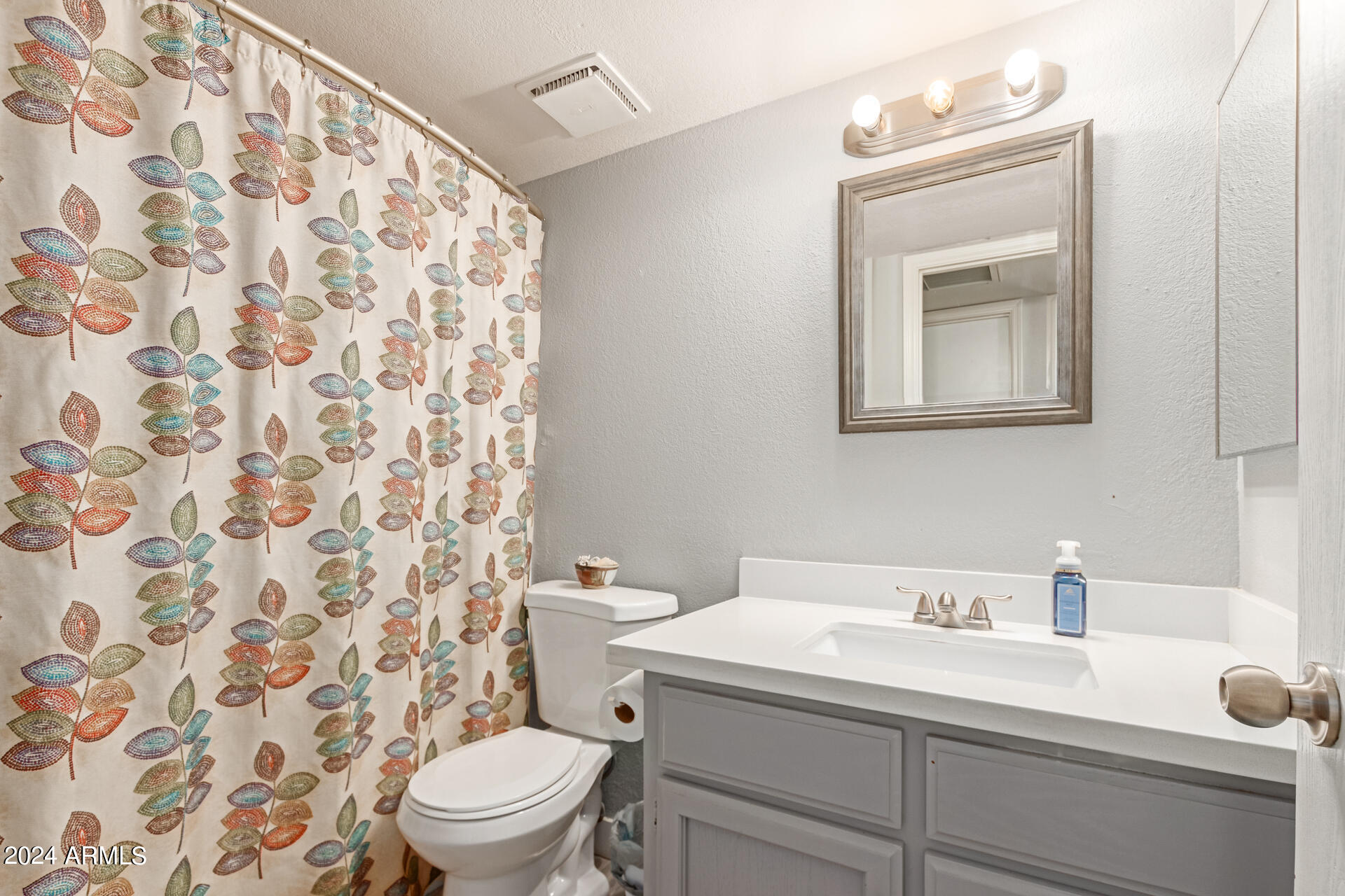 222 W BROWN Road, 49