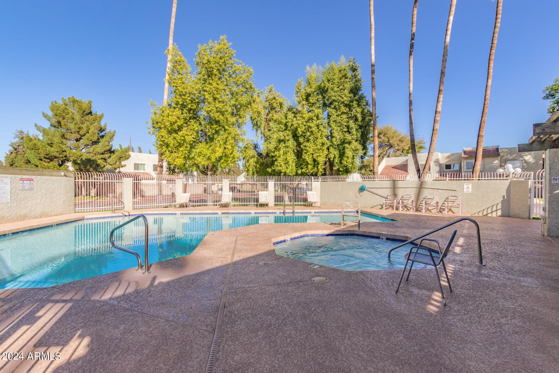 222 W BROWN Road, 49