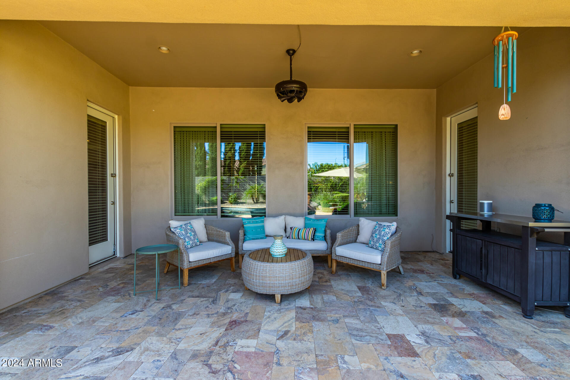 3957 E BEECHNUT Place