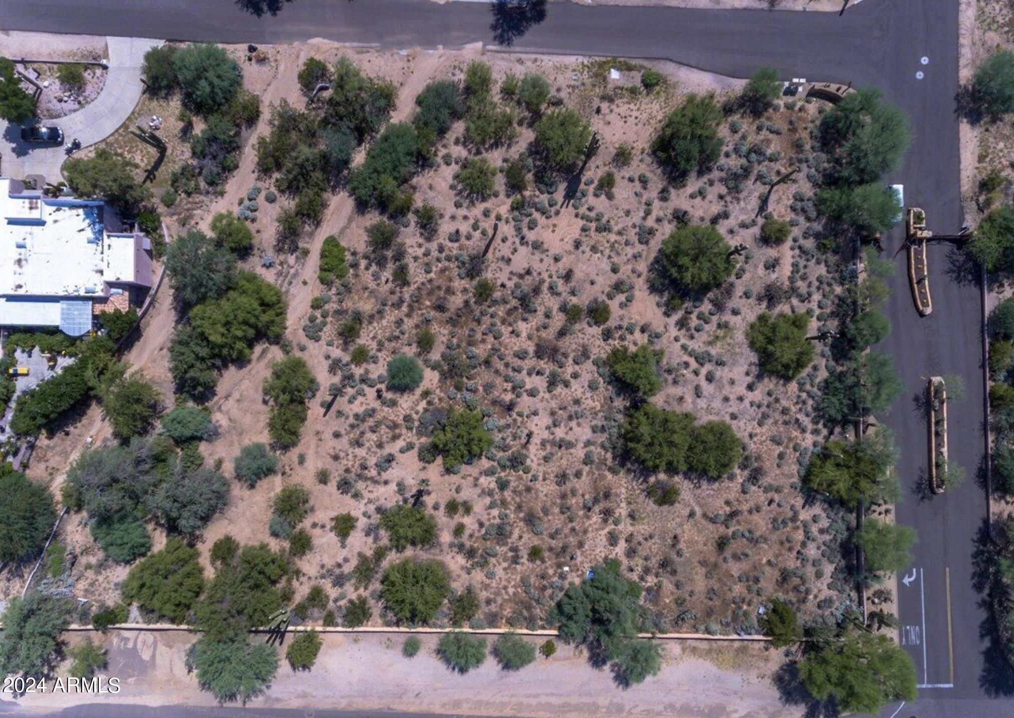 8002 E VISTA BONITA Drive, 95