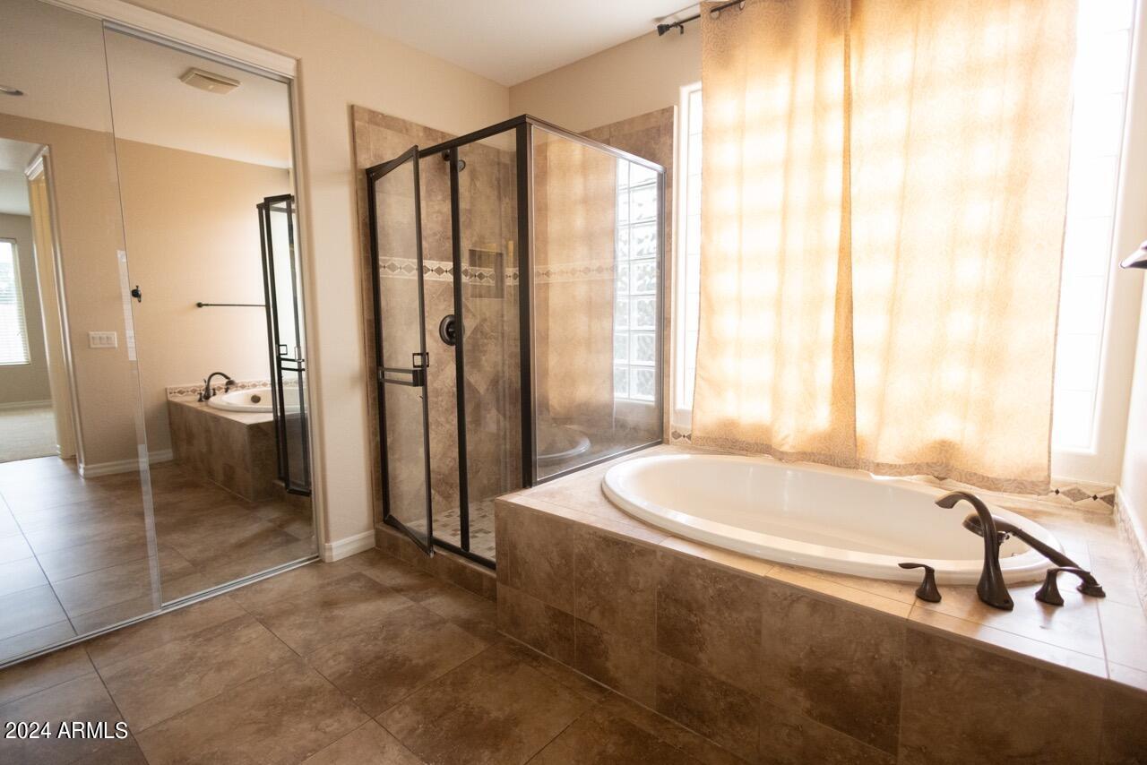 205 W Blue Ridge Way