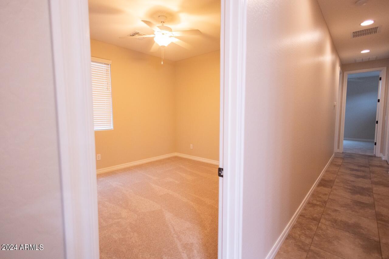 205 W Blue Ridge Way