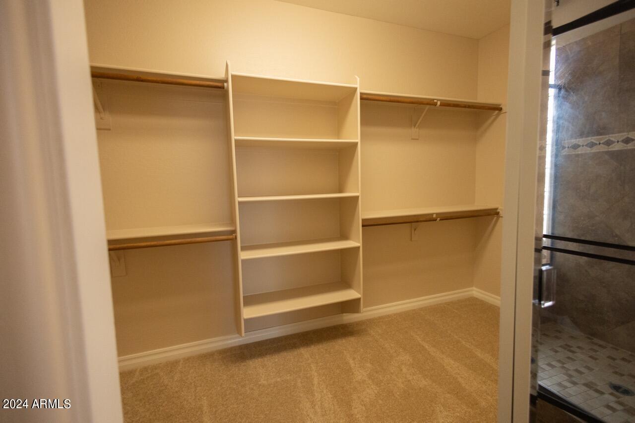 205 W Blue Ridge Way