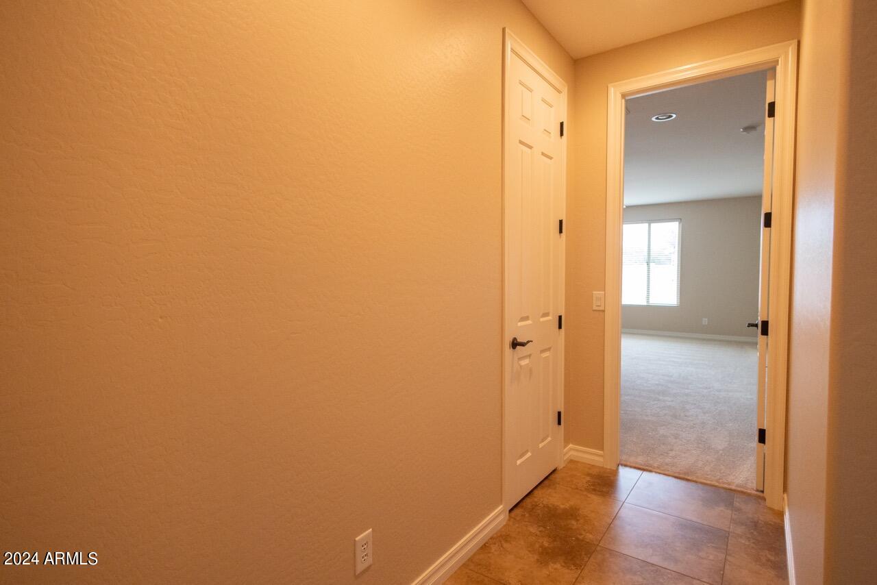 205 W Blue Ridge Way