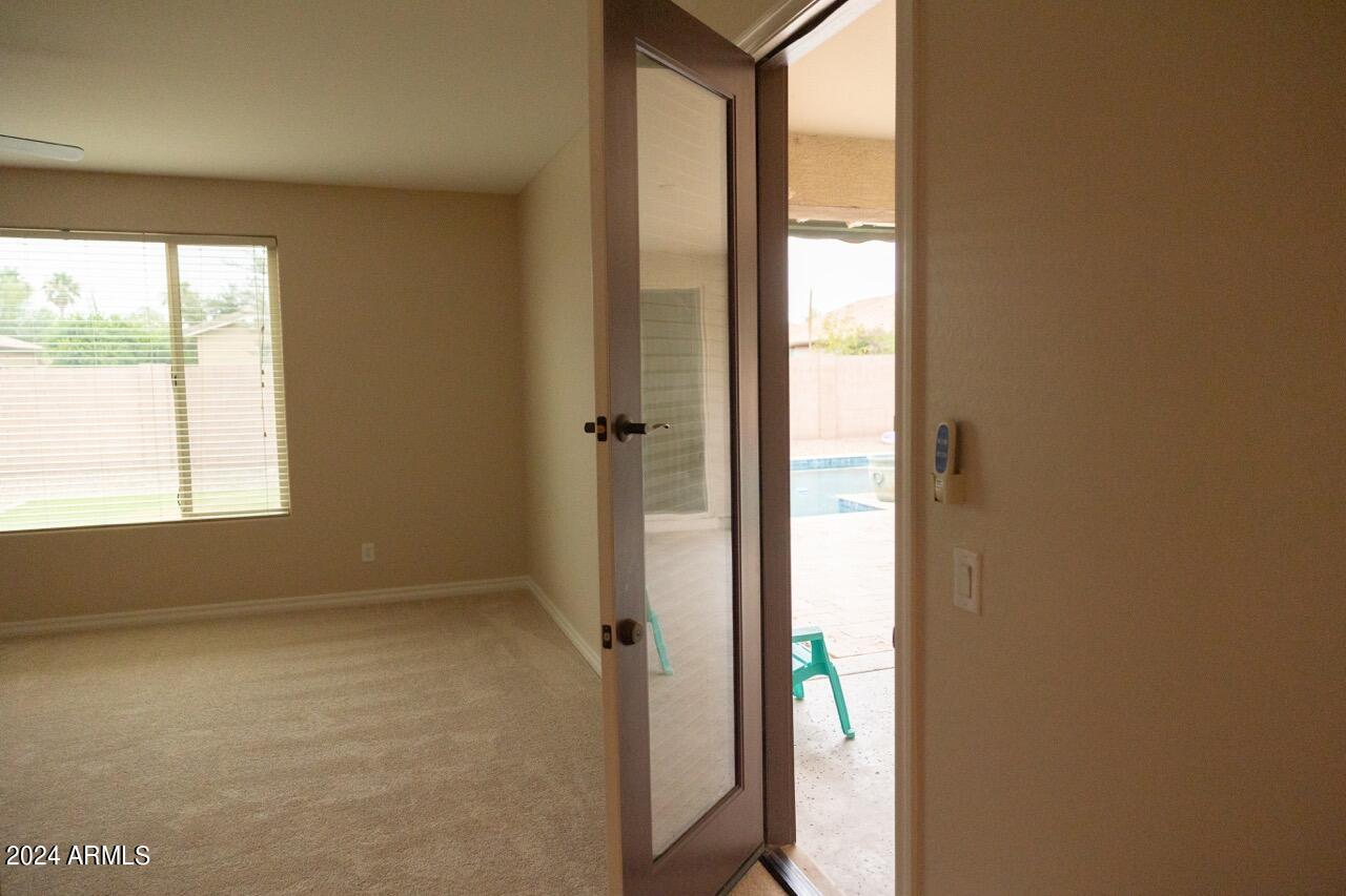 205 W Blue Ridge Way