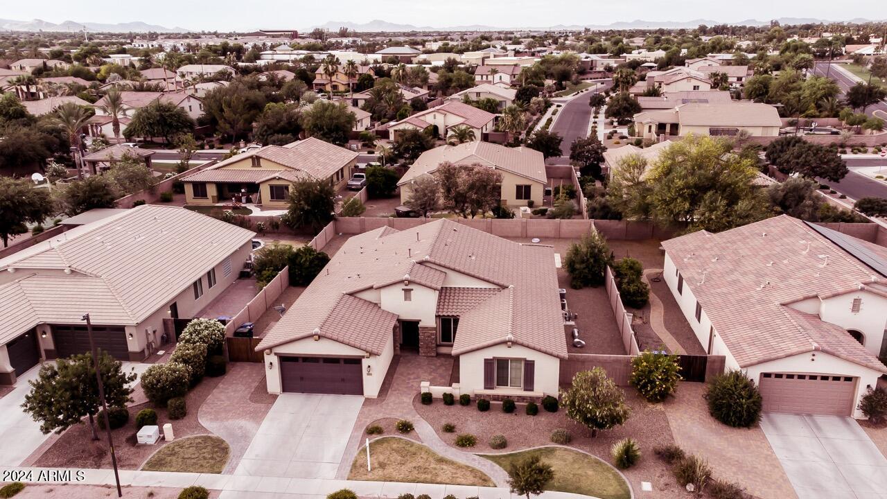 205 W Blue Ridge Way