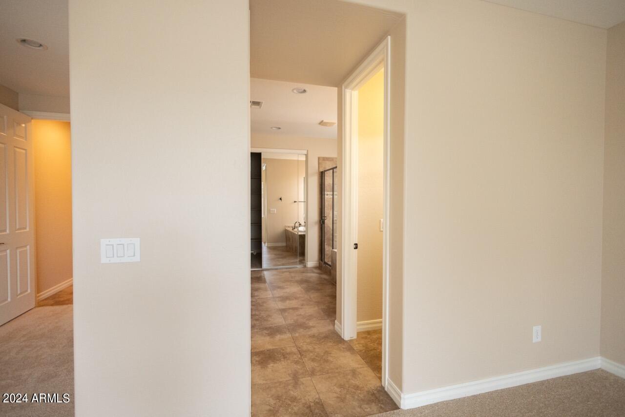 205 W Blue Ridge Way