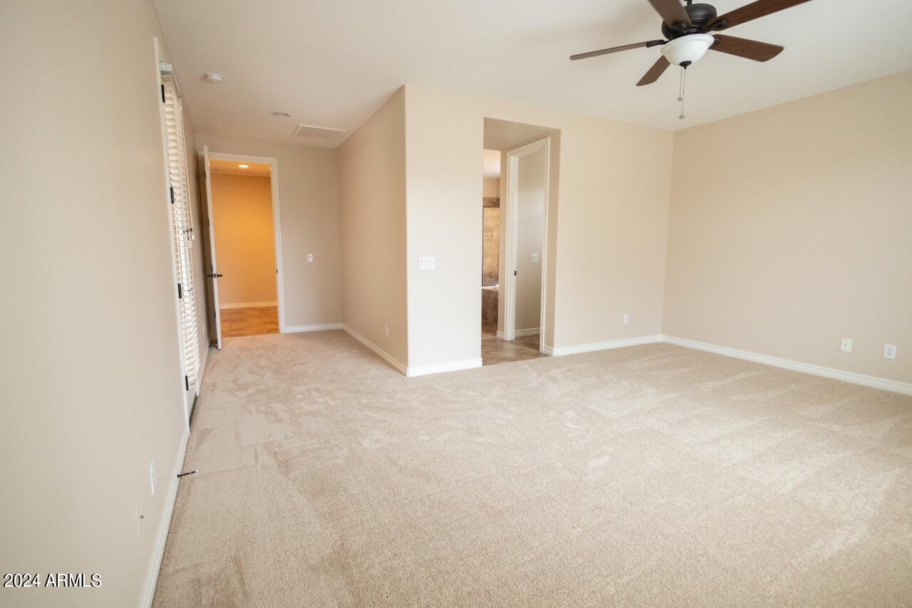 205 W Blue Ridge Way