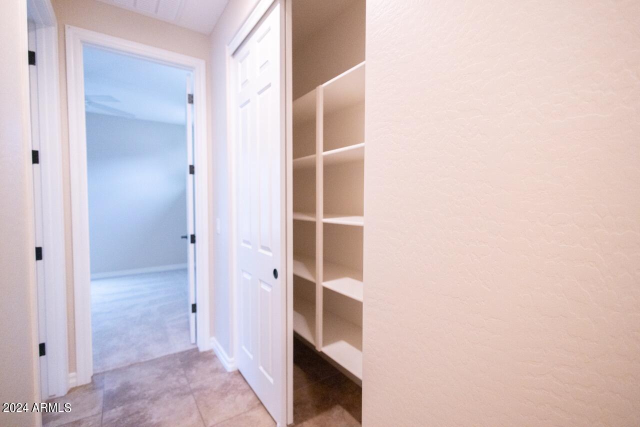 205 W Blue Ridge Way