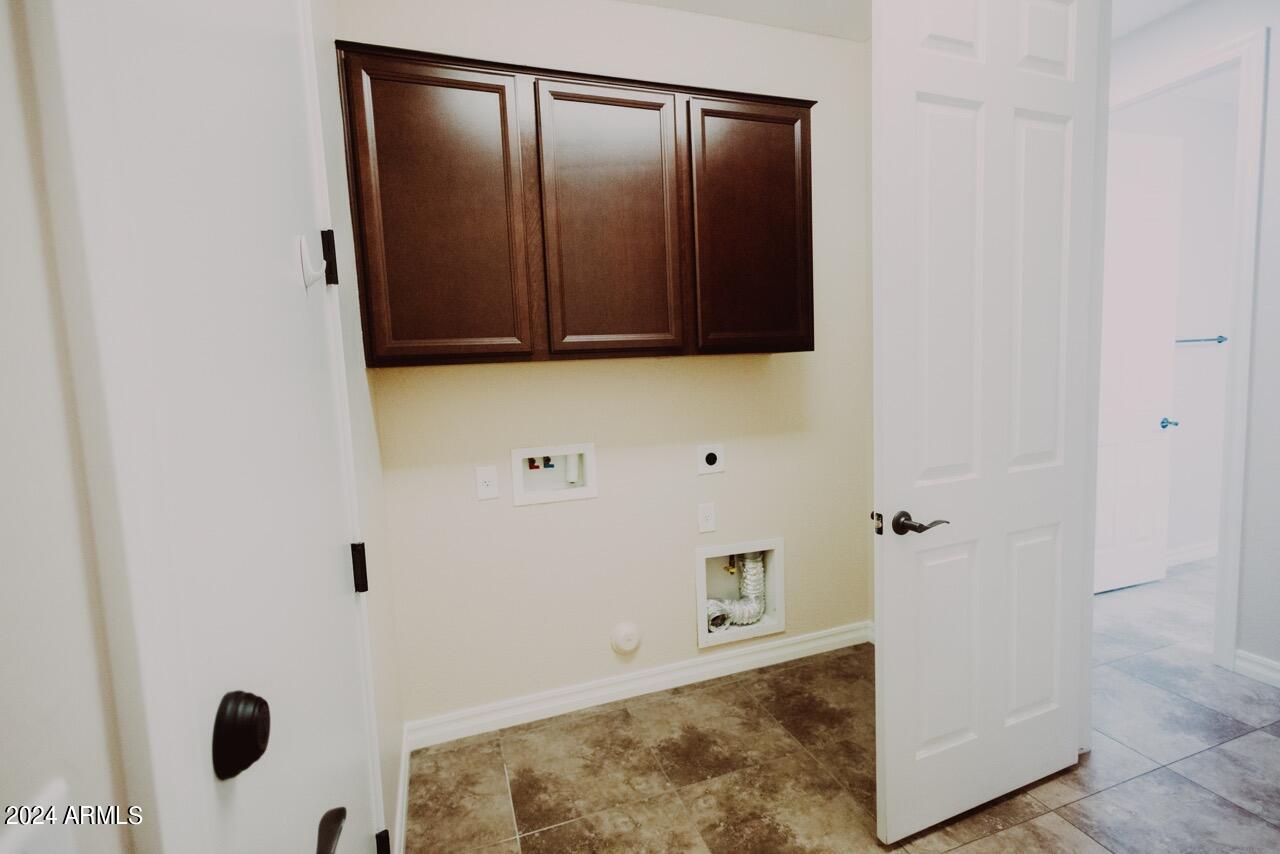 205 W Blue Ridge Way