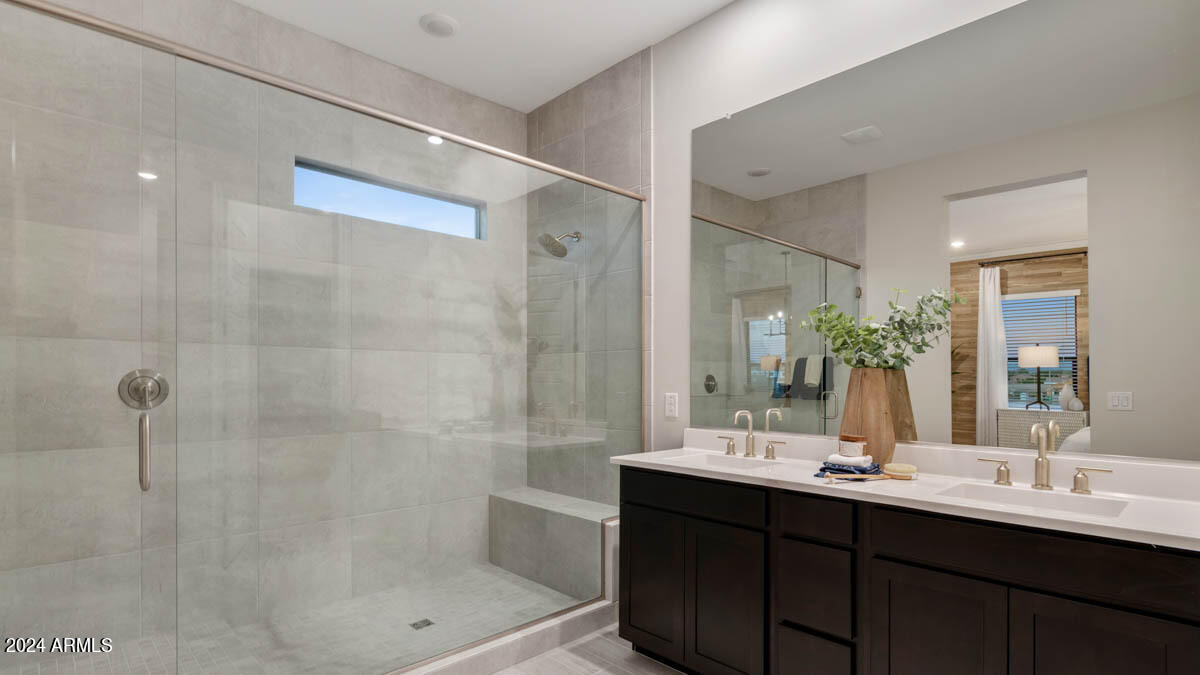 5729 E ROSE GARDEN Lane