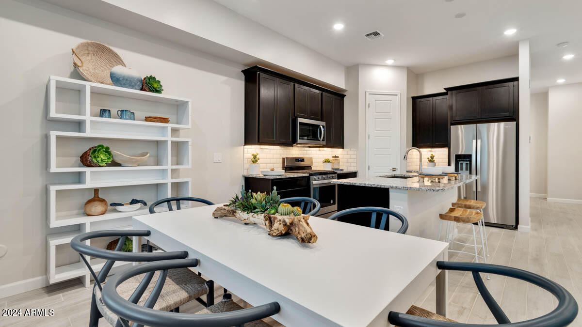 5729 E ROSE GARDEN Lane