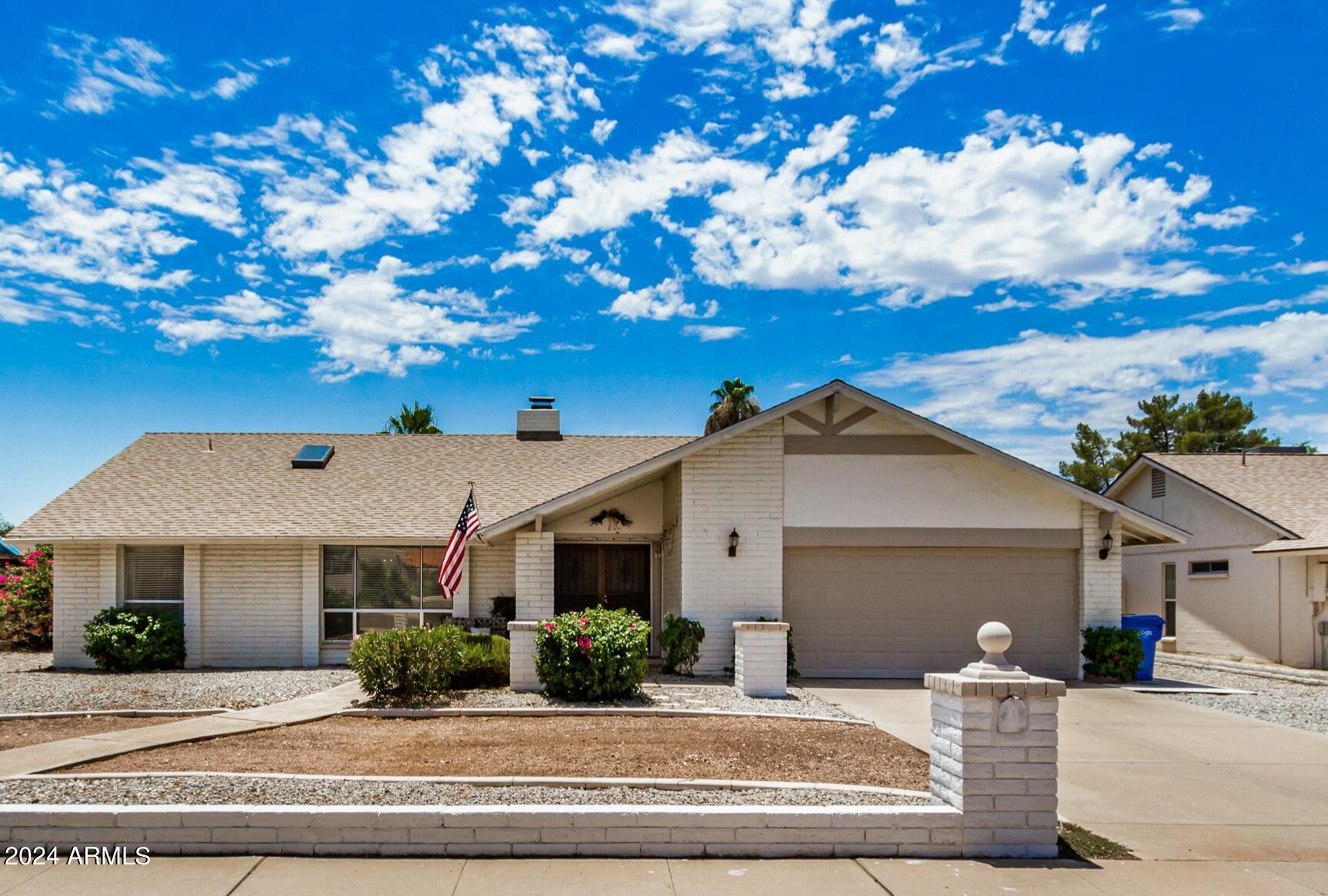 4241 E SHEENA Drive