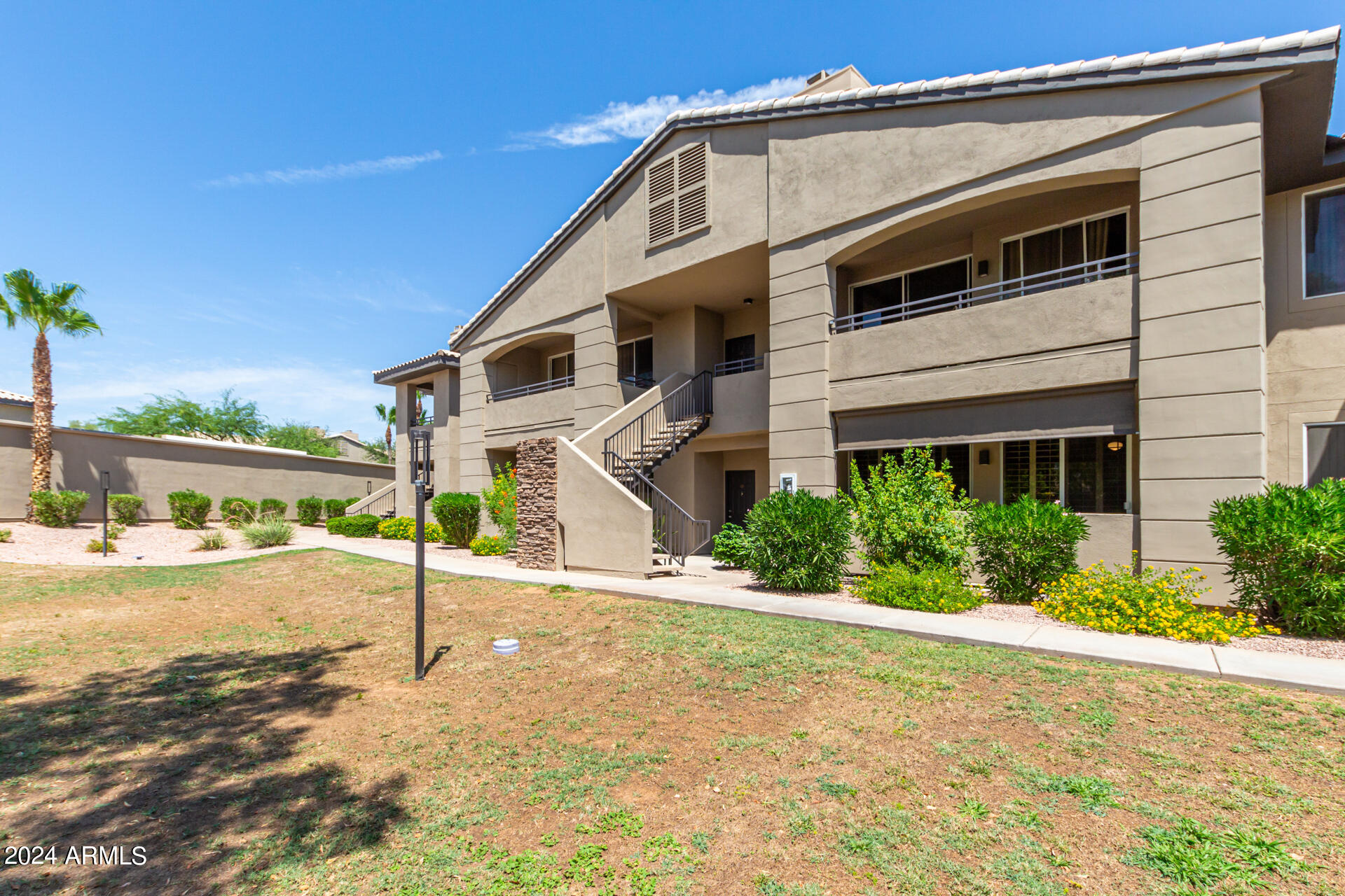7009 E ACOMA Drive, 1035