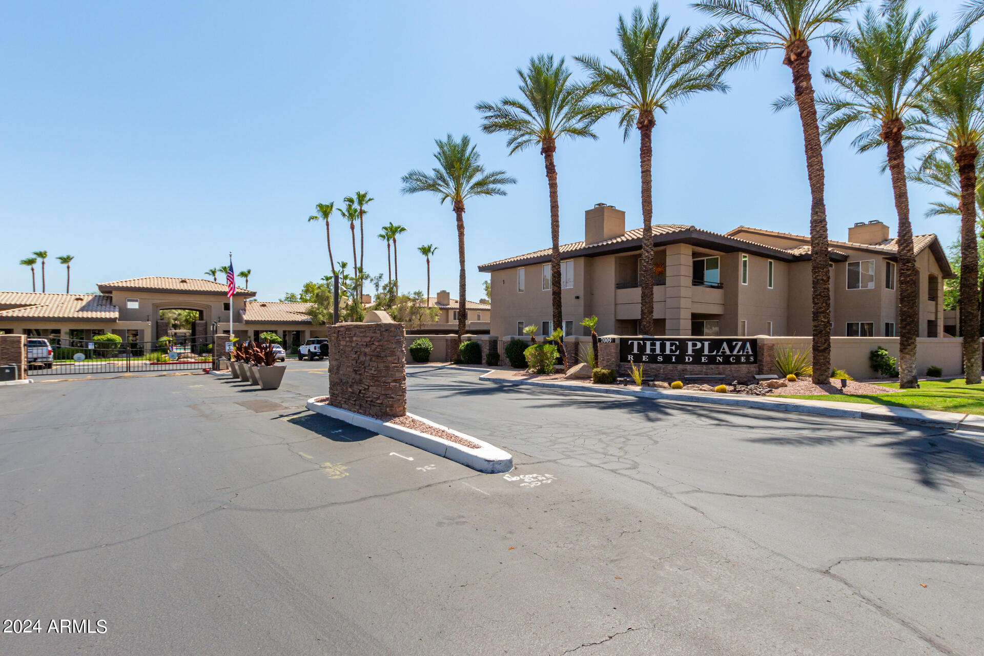 7009 E ACOMA Drive, 1035