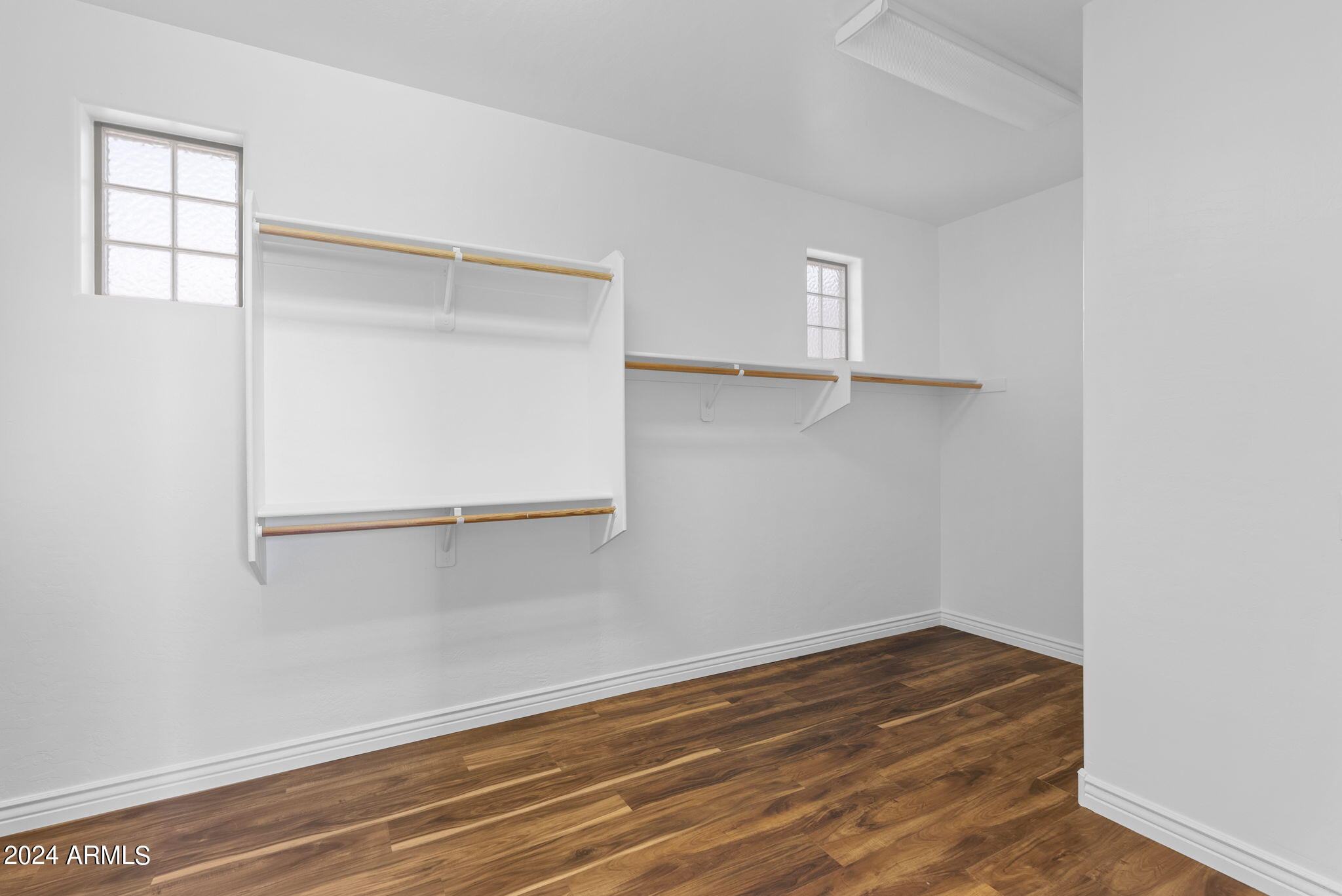 3106 W BLUE EAGLE Lane