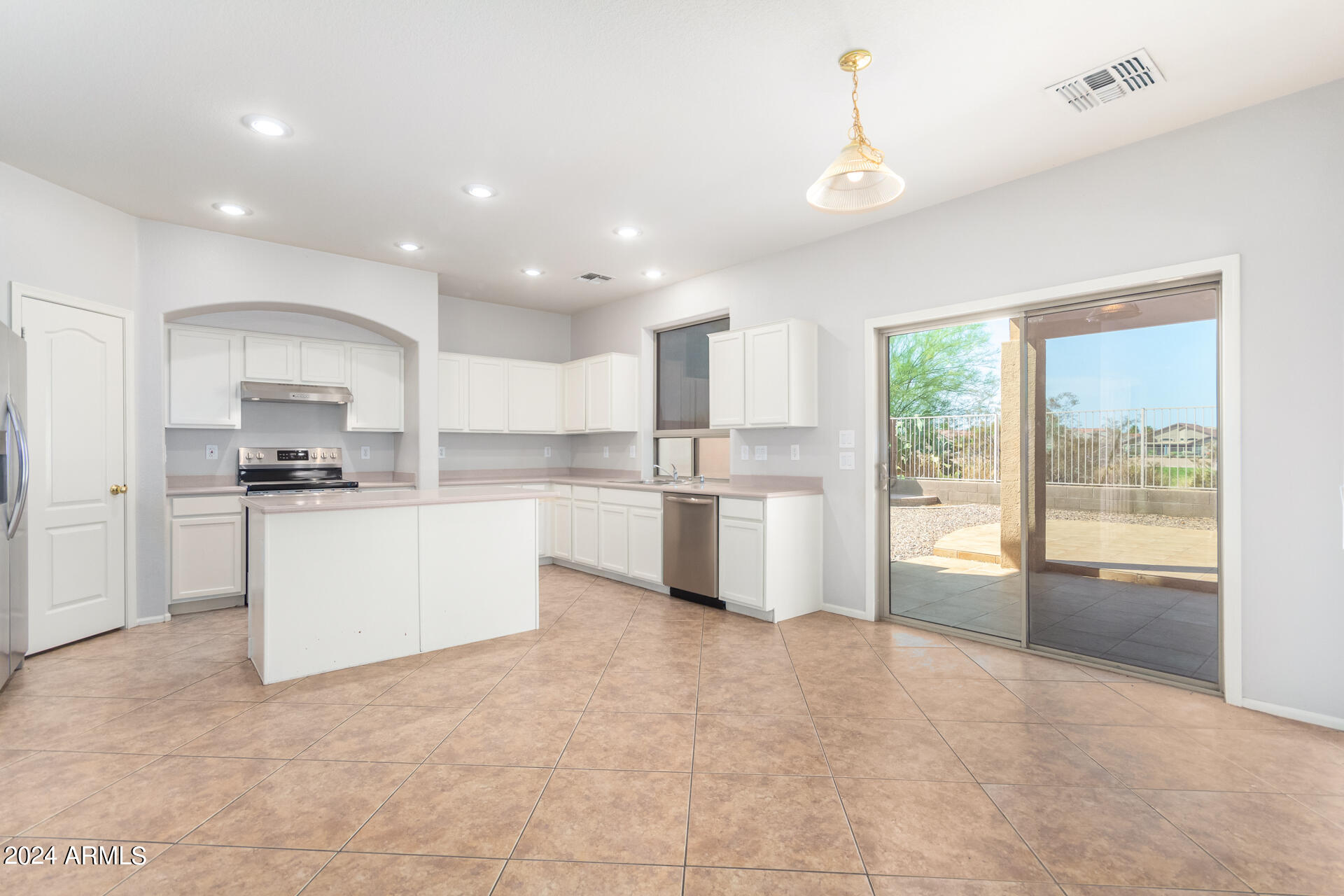 22468 N VANDERVEEN Way