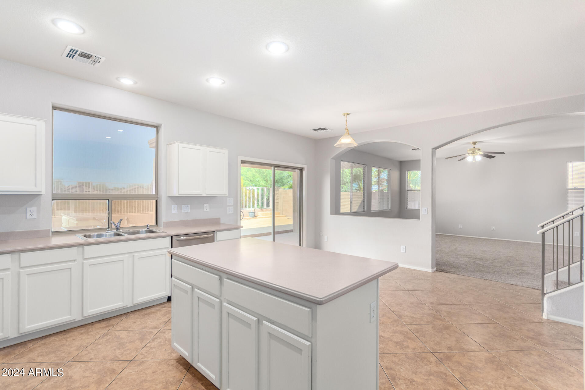 22468 N VANDERVEEN Way