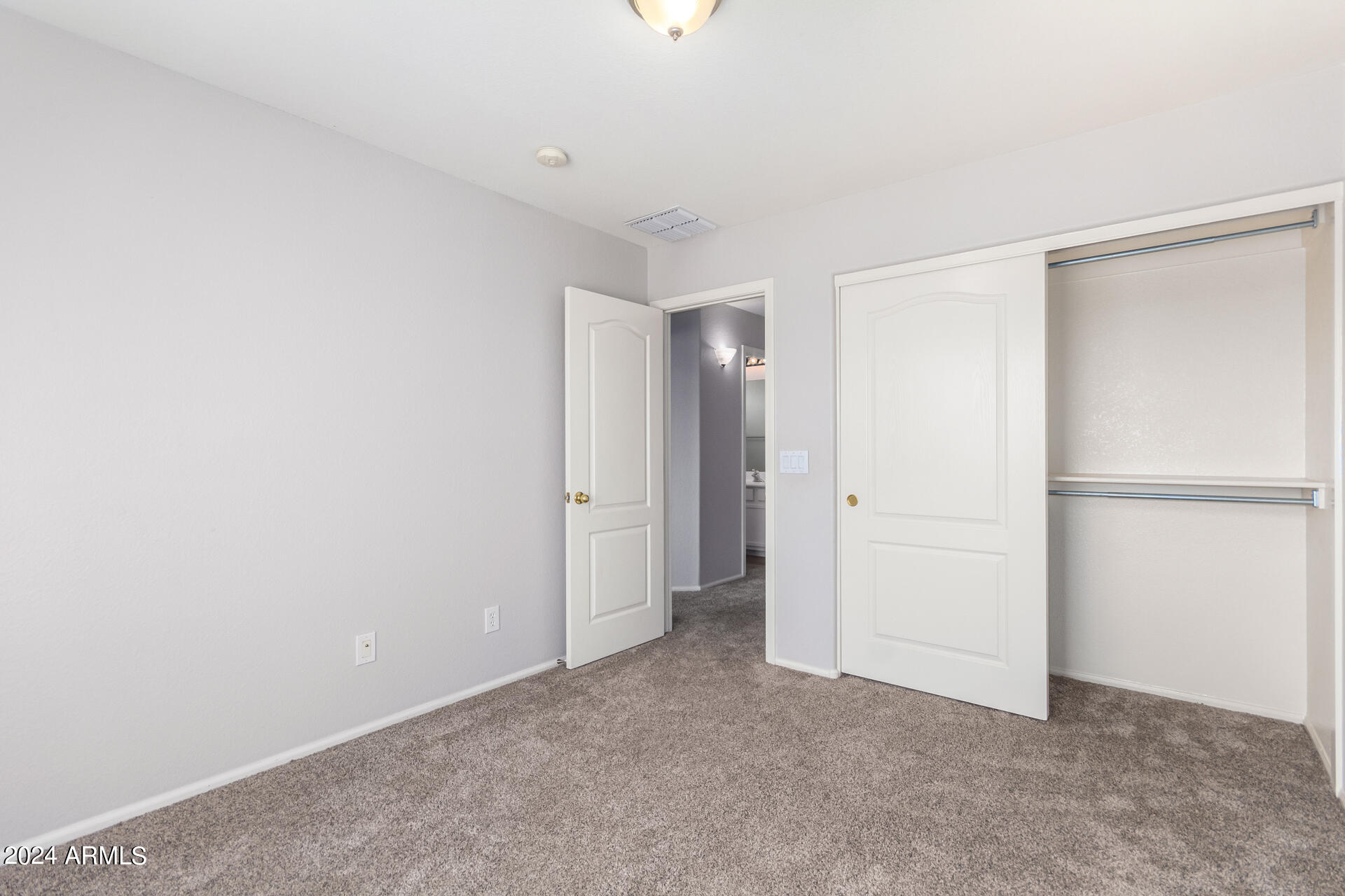 22468 N VANDERVEEN Way