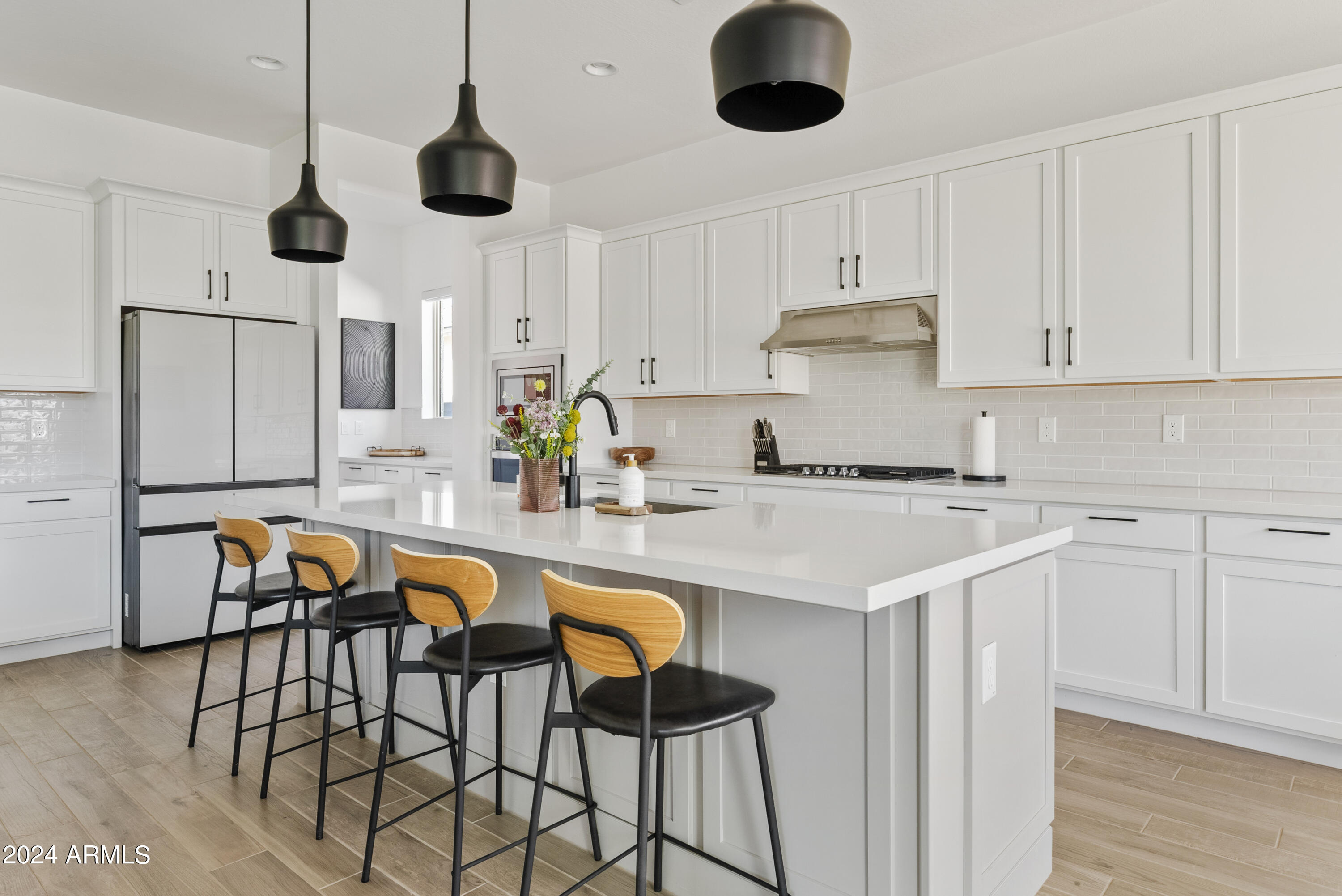 11232 E UTOPIA Avenue