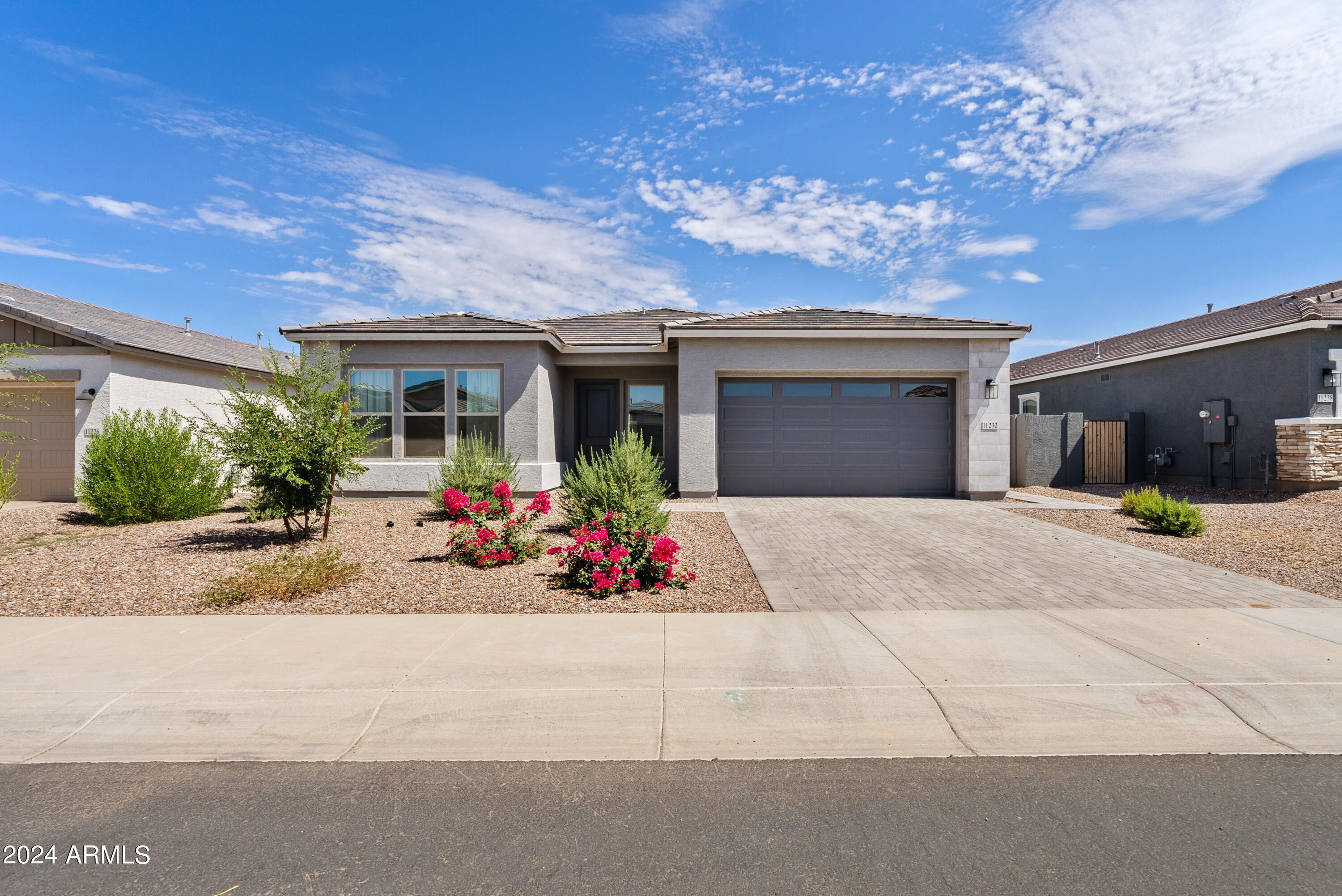 11232 E UTOPIA Avenue