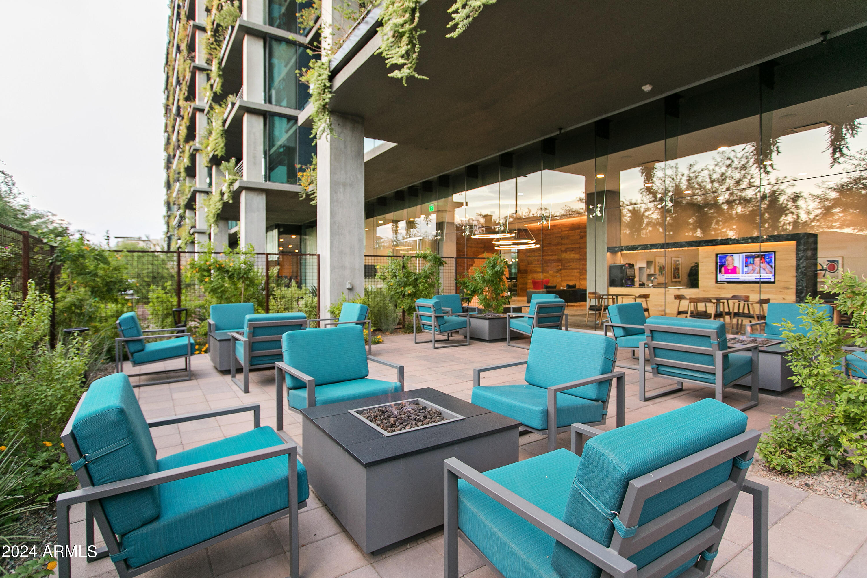 7120 E KIERLAND Boulevard # 310