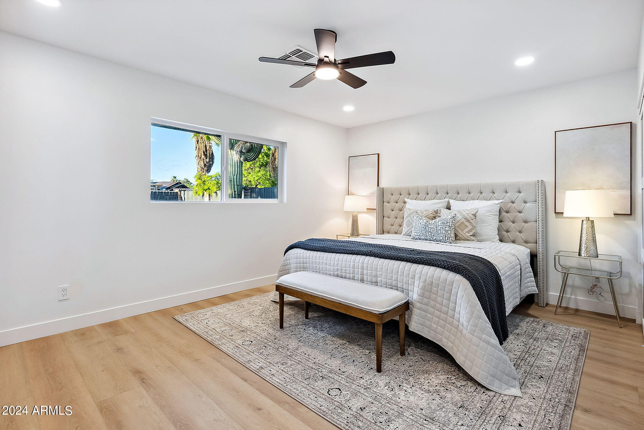 2828 E SURREY Avenue