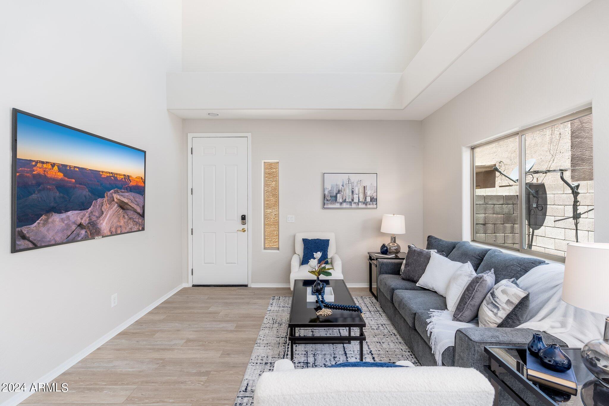 2708 E SCHILIRO Circle, Phoenix