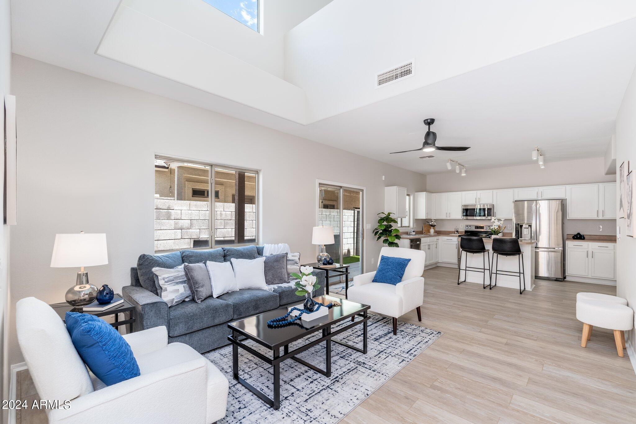 2708 E SCHILIRO Circle, Phoenix