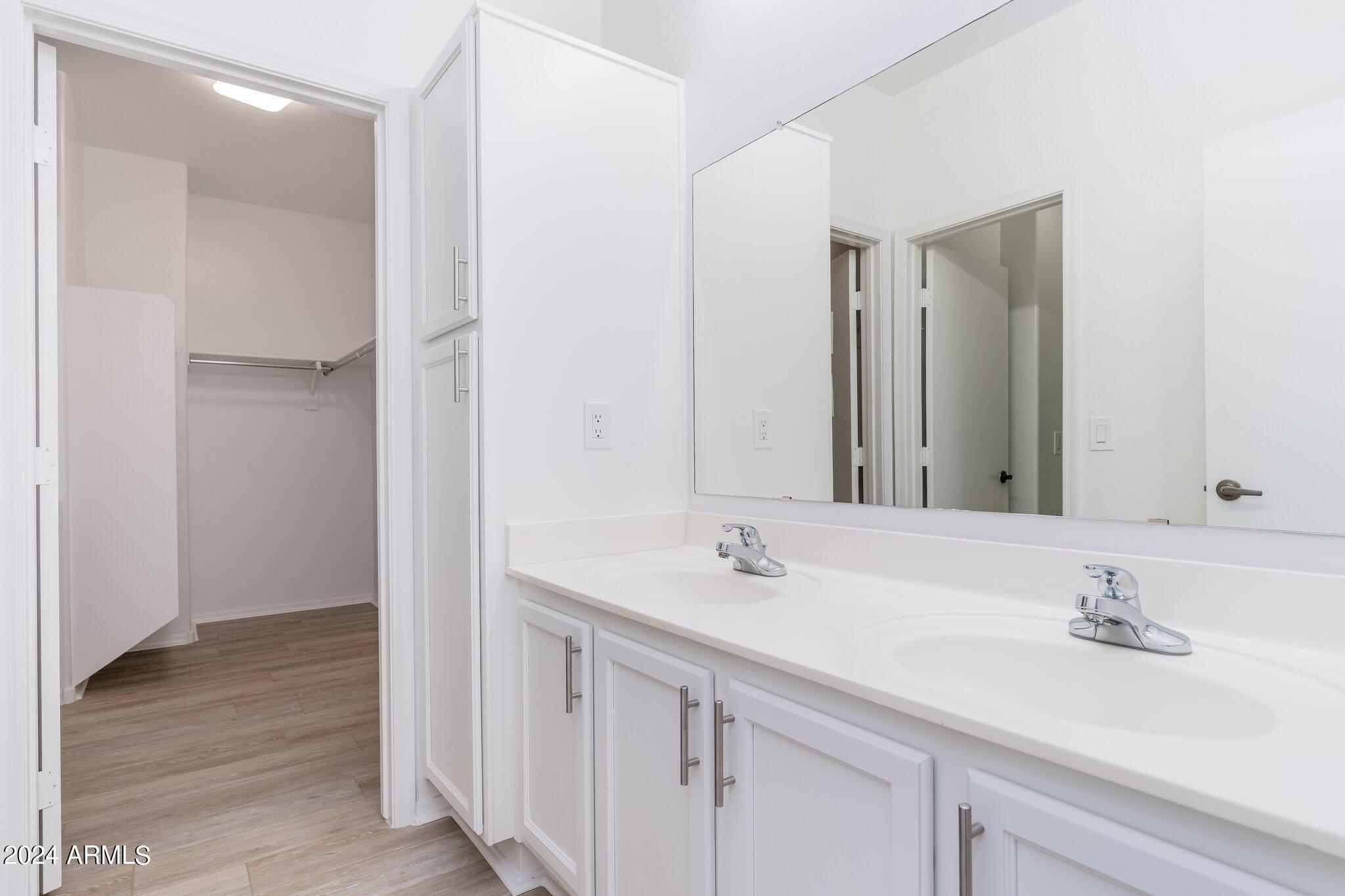 2708 E SCHILIRO Circle, Phoenix