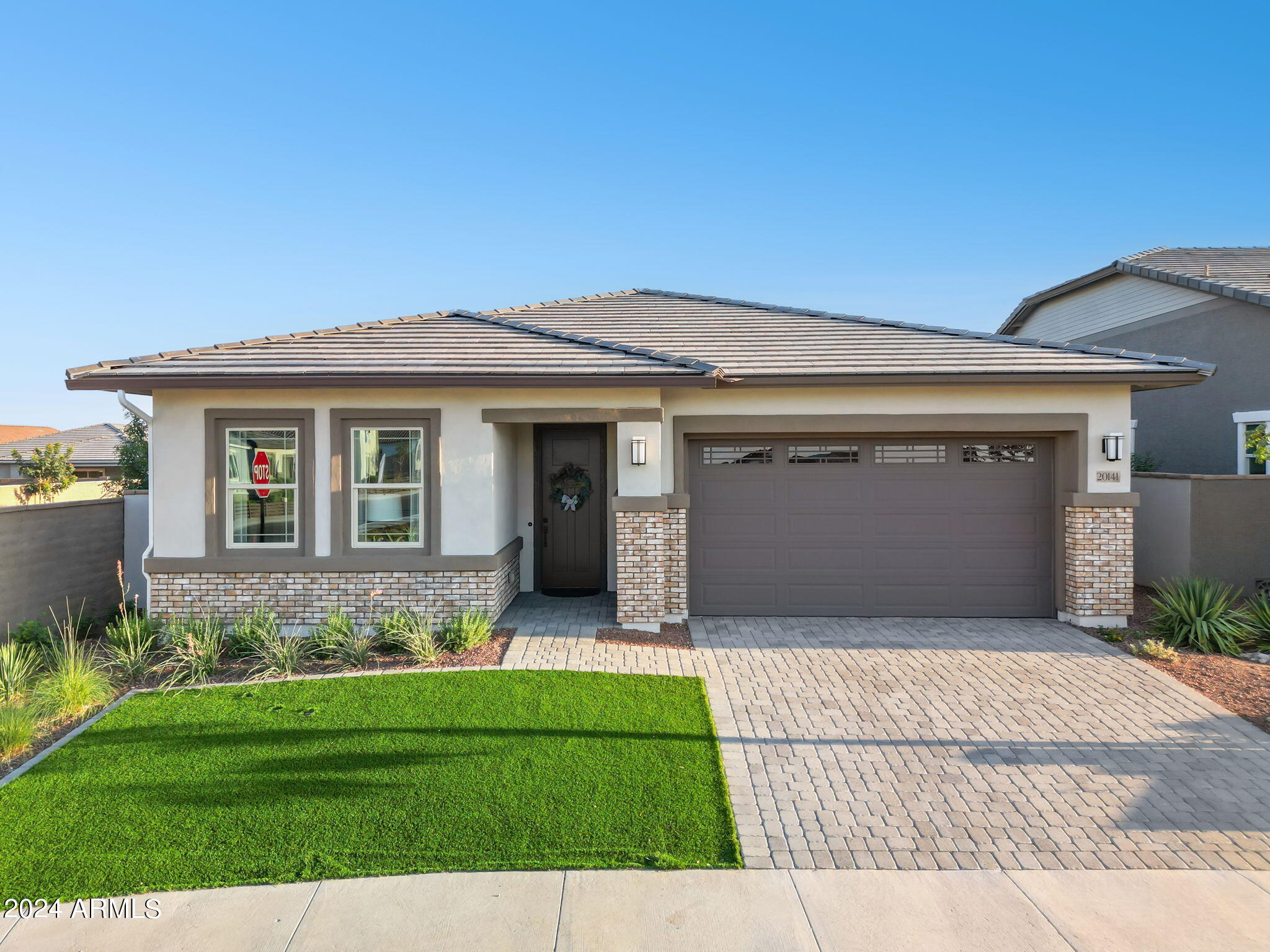 20141 W MONTECITO Avenue