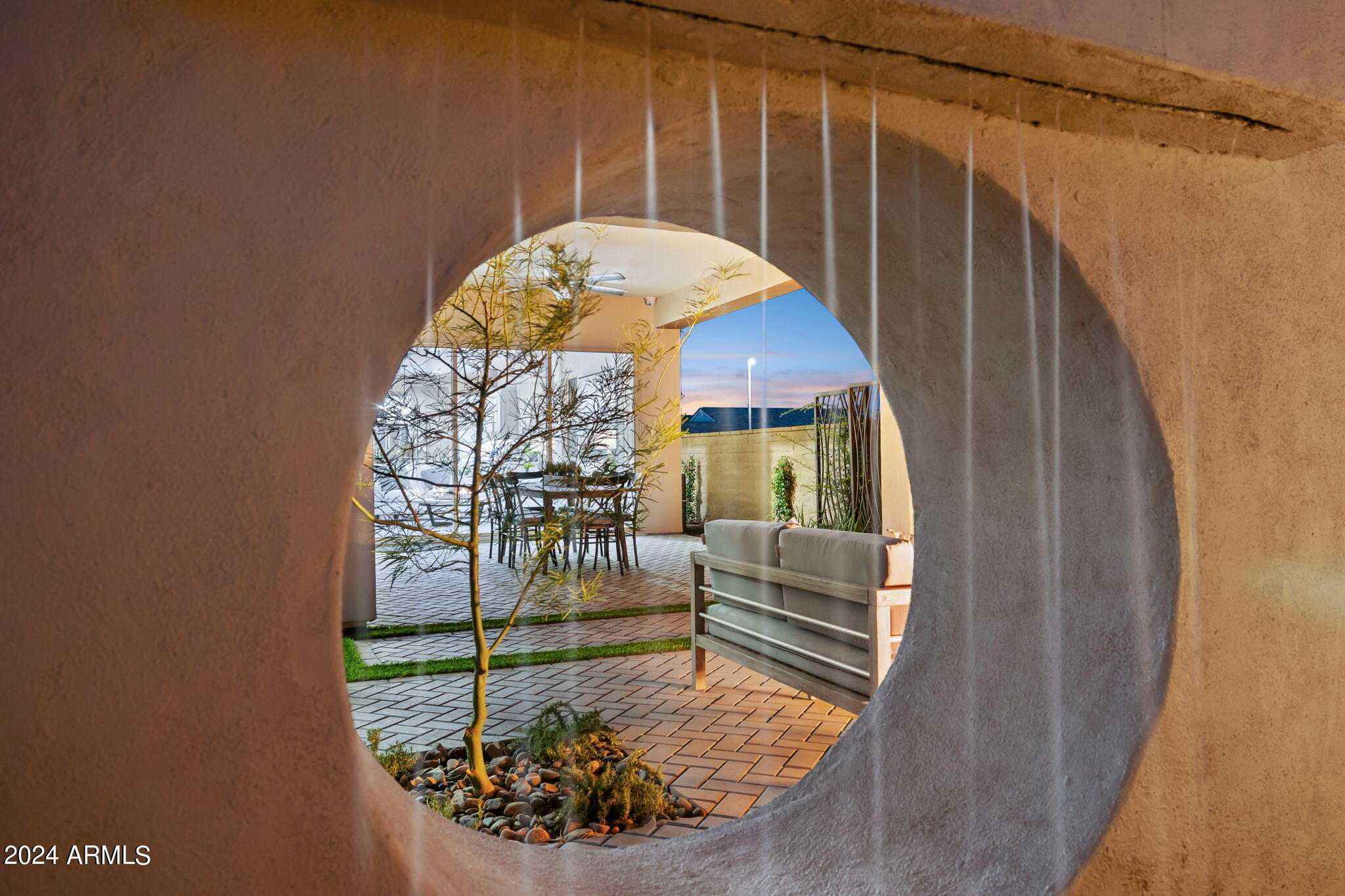 20141 W MONTECITO Avenue