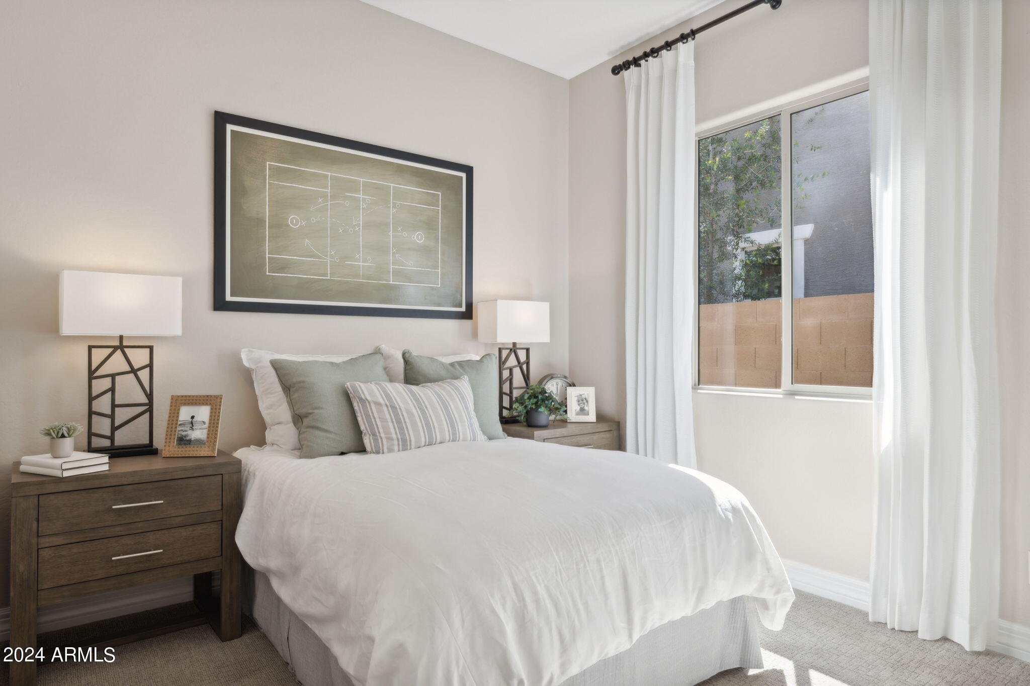 20141 W MONTECITO Avenue