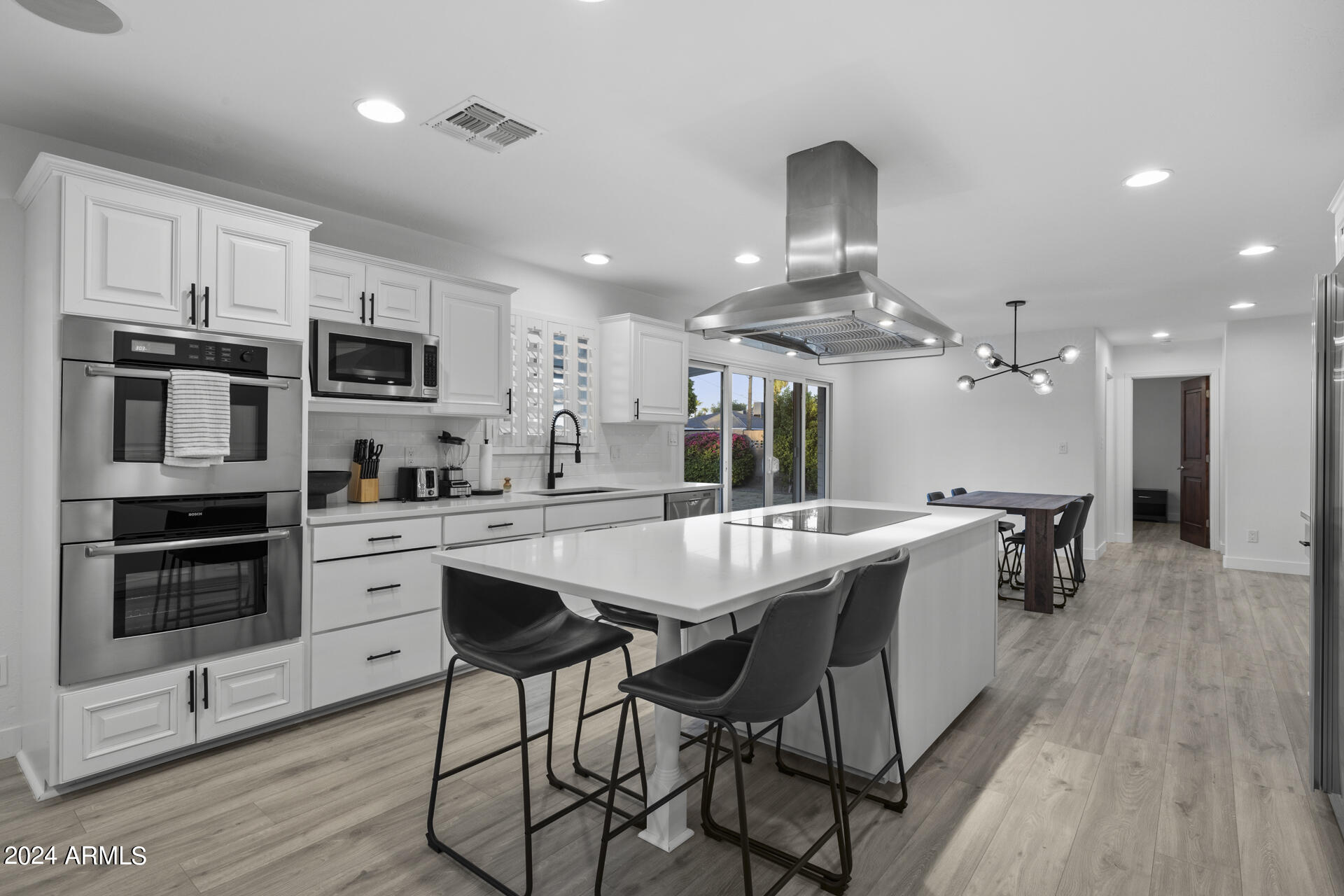 8214 E CAMELBACK Road