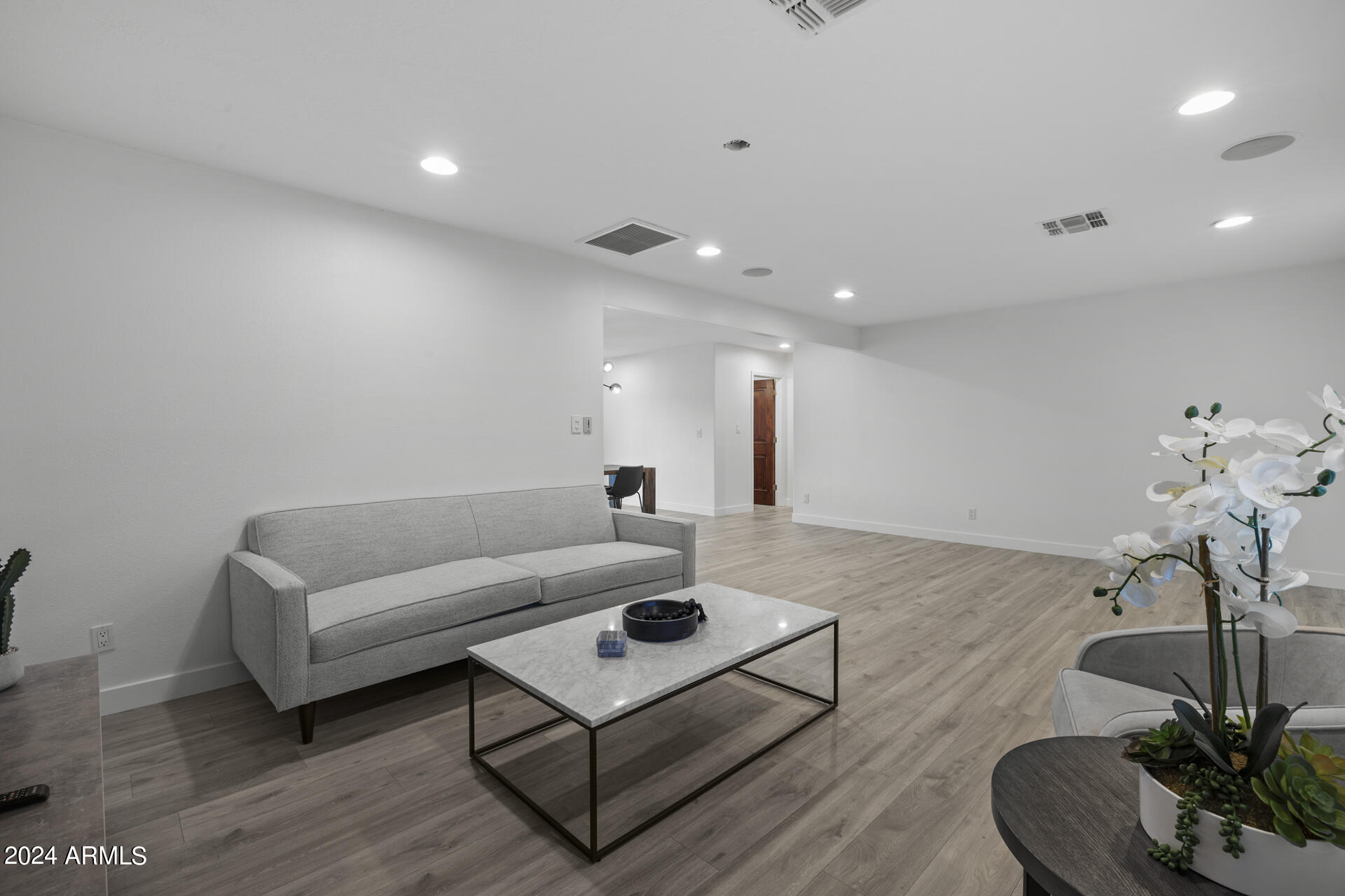 8214 E CAMELBACK Road
