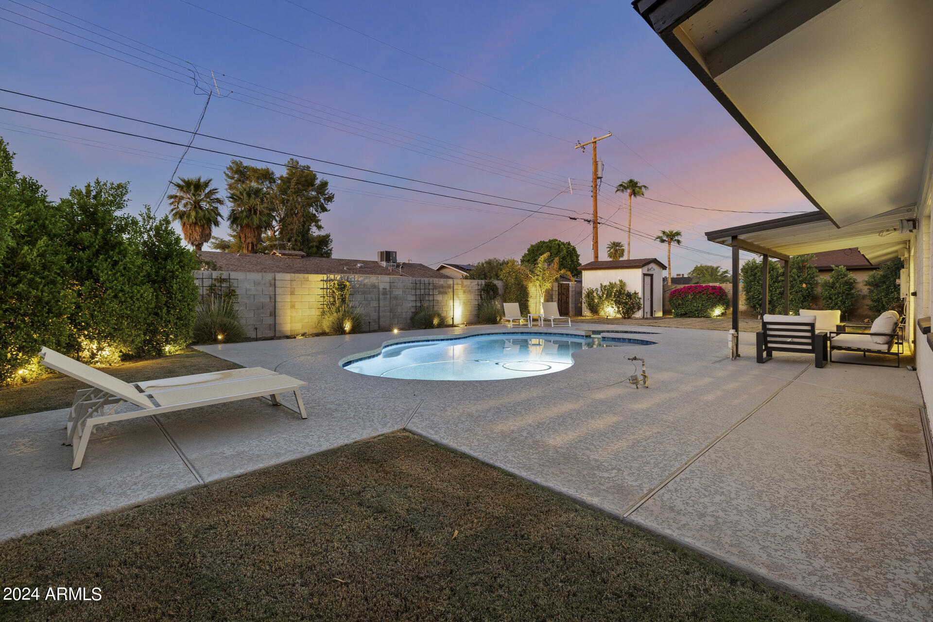 8214 E CAMELBACK Road
