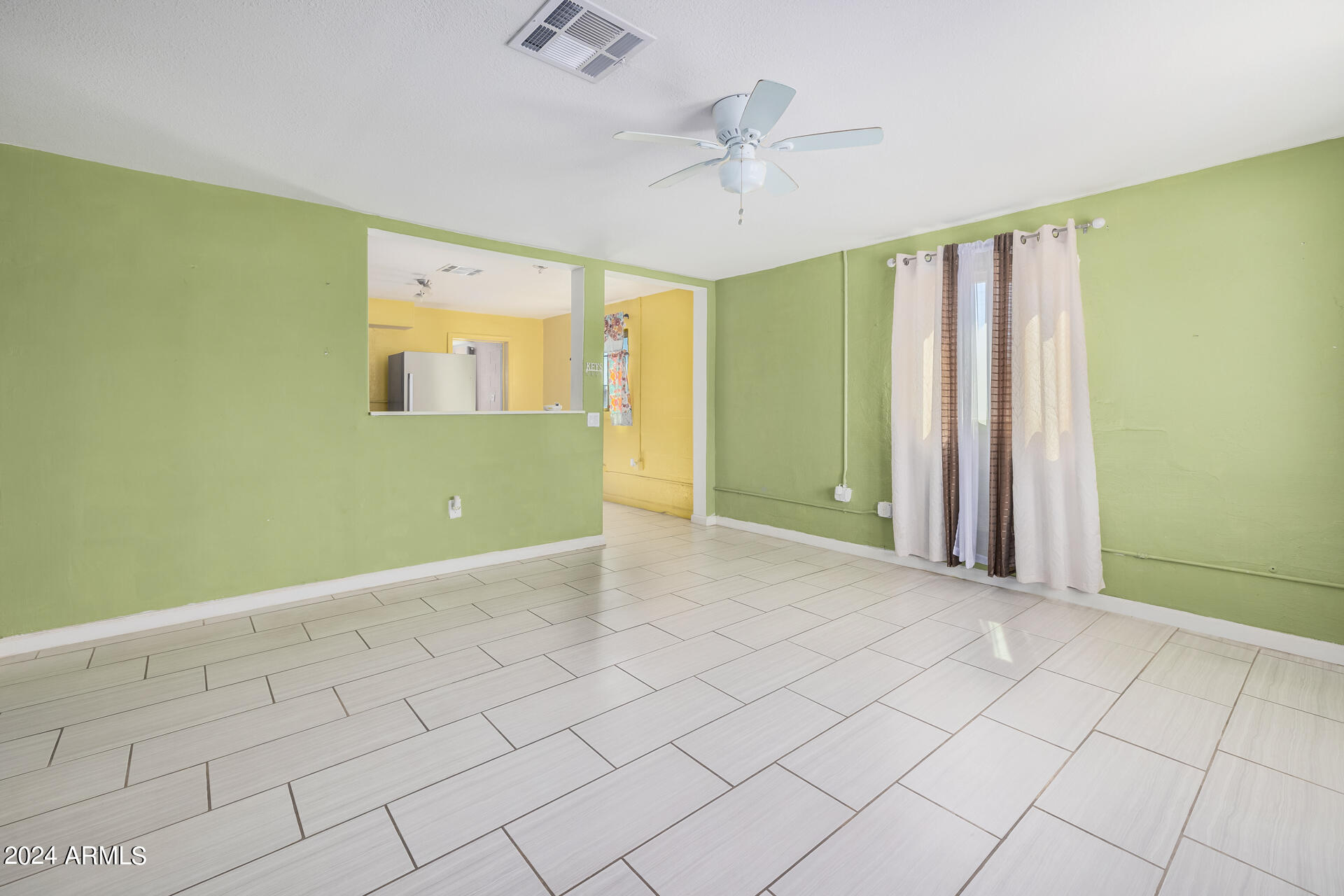 1621 S 15TH Drive