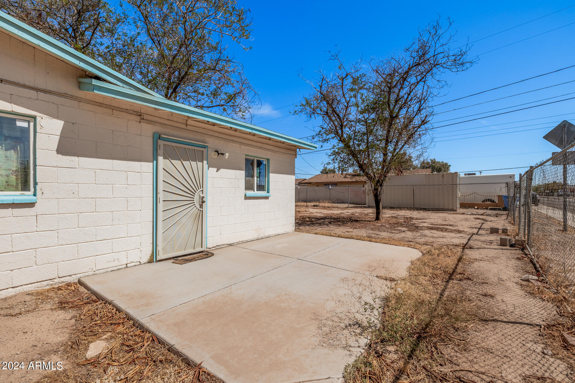 1621 S 15TH Drive