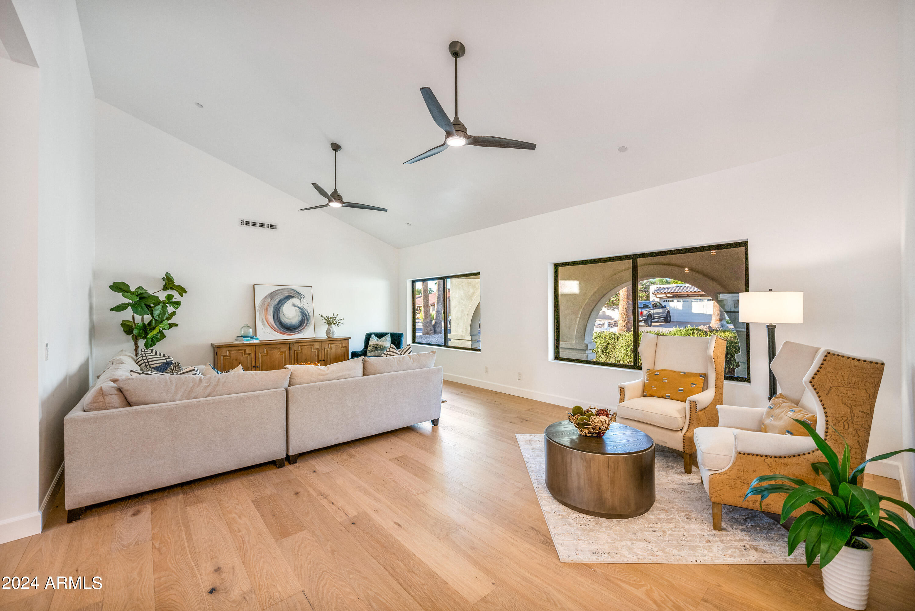 8513 E BELGIAN Trail