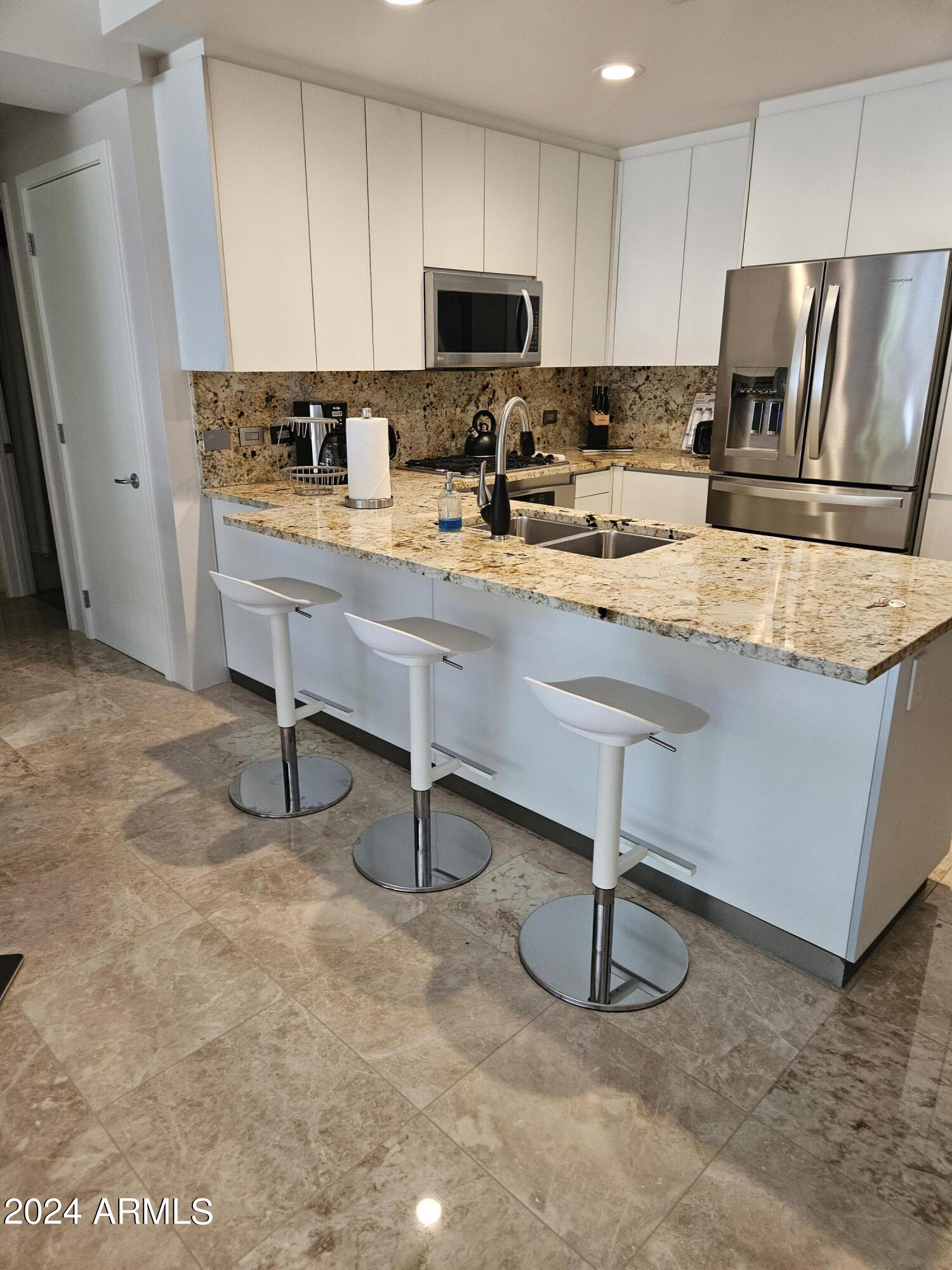 7121 E RANCHO VISTA Drive, 3010