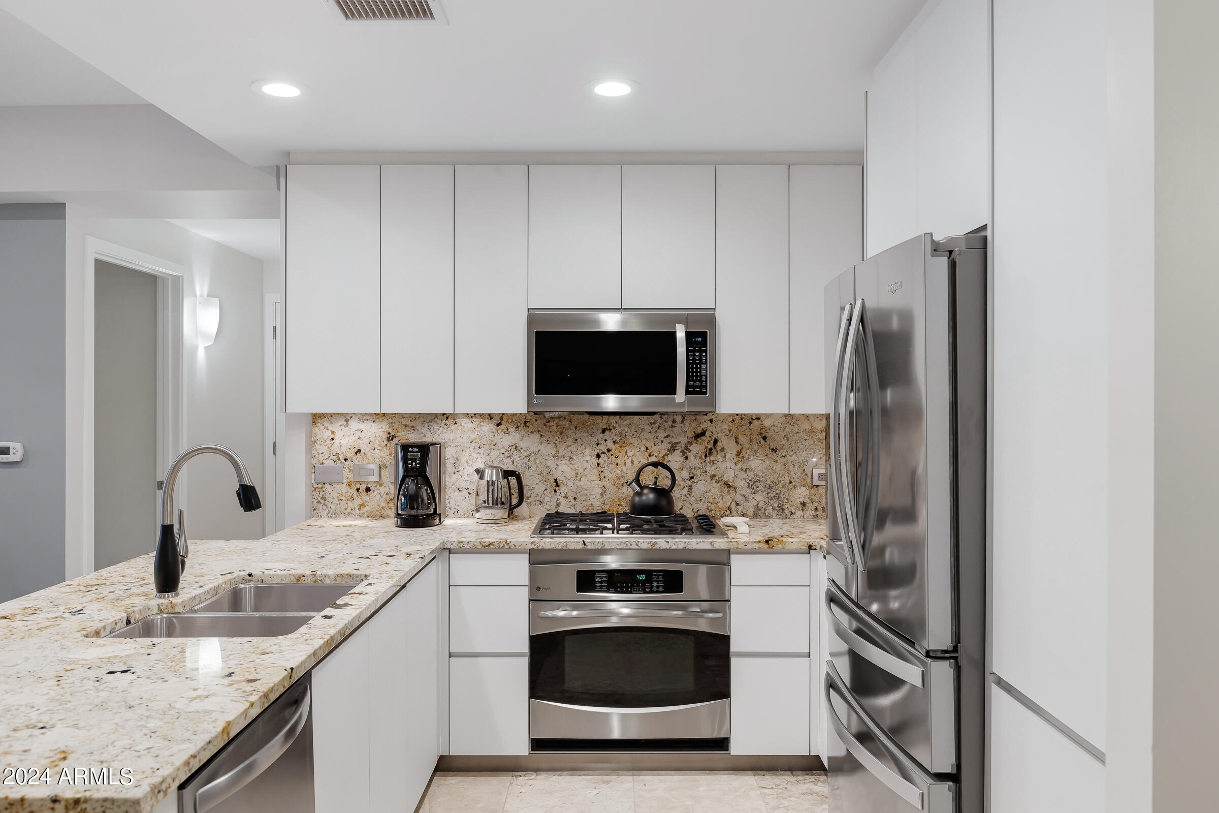 7121 E RANCHO VISTA Drive, 3010