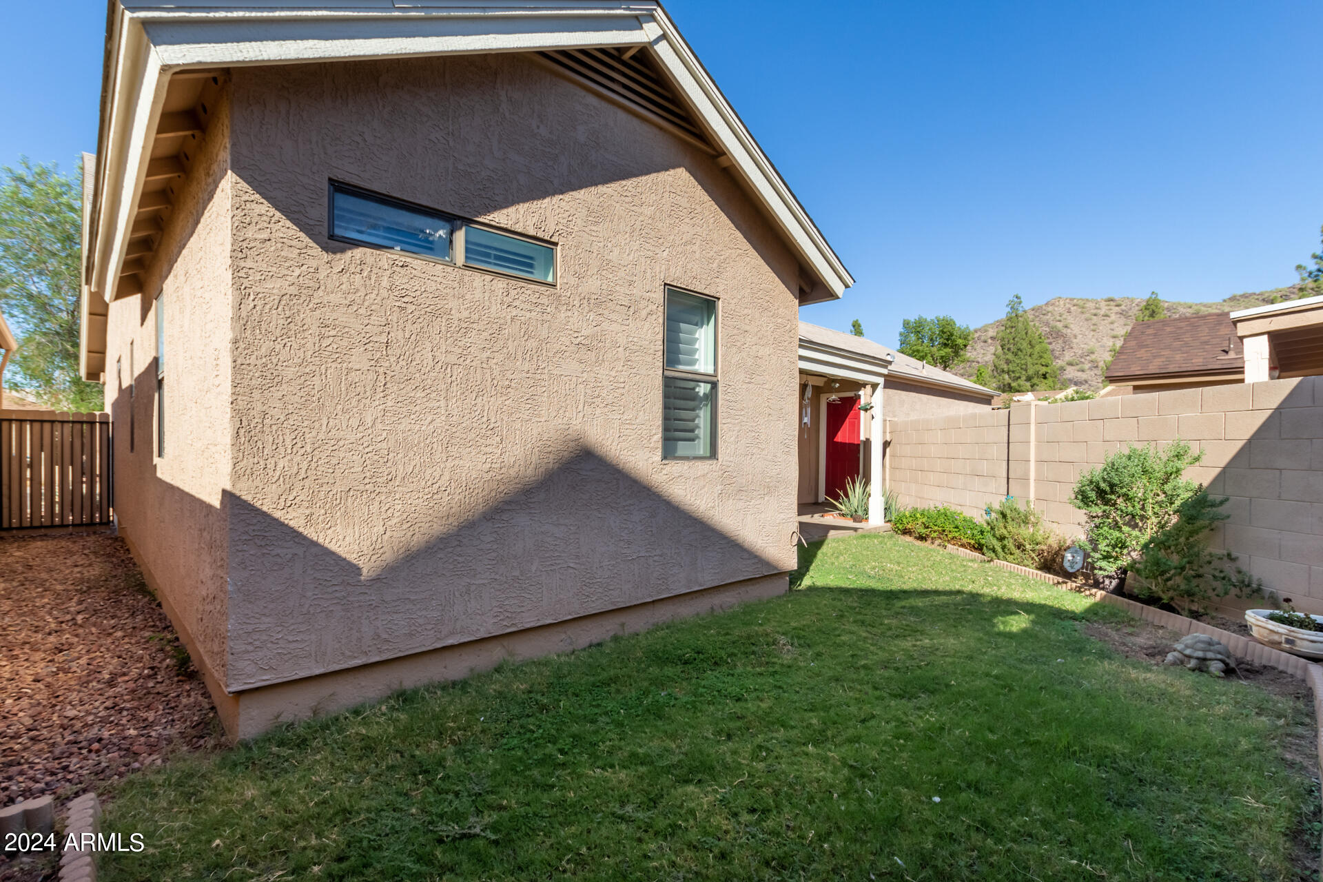 2005 W COLUMBINE Drive