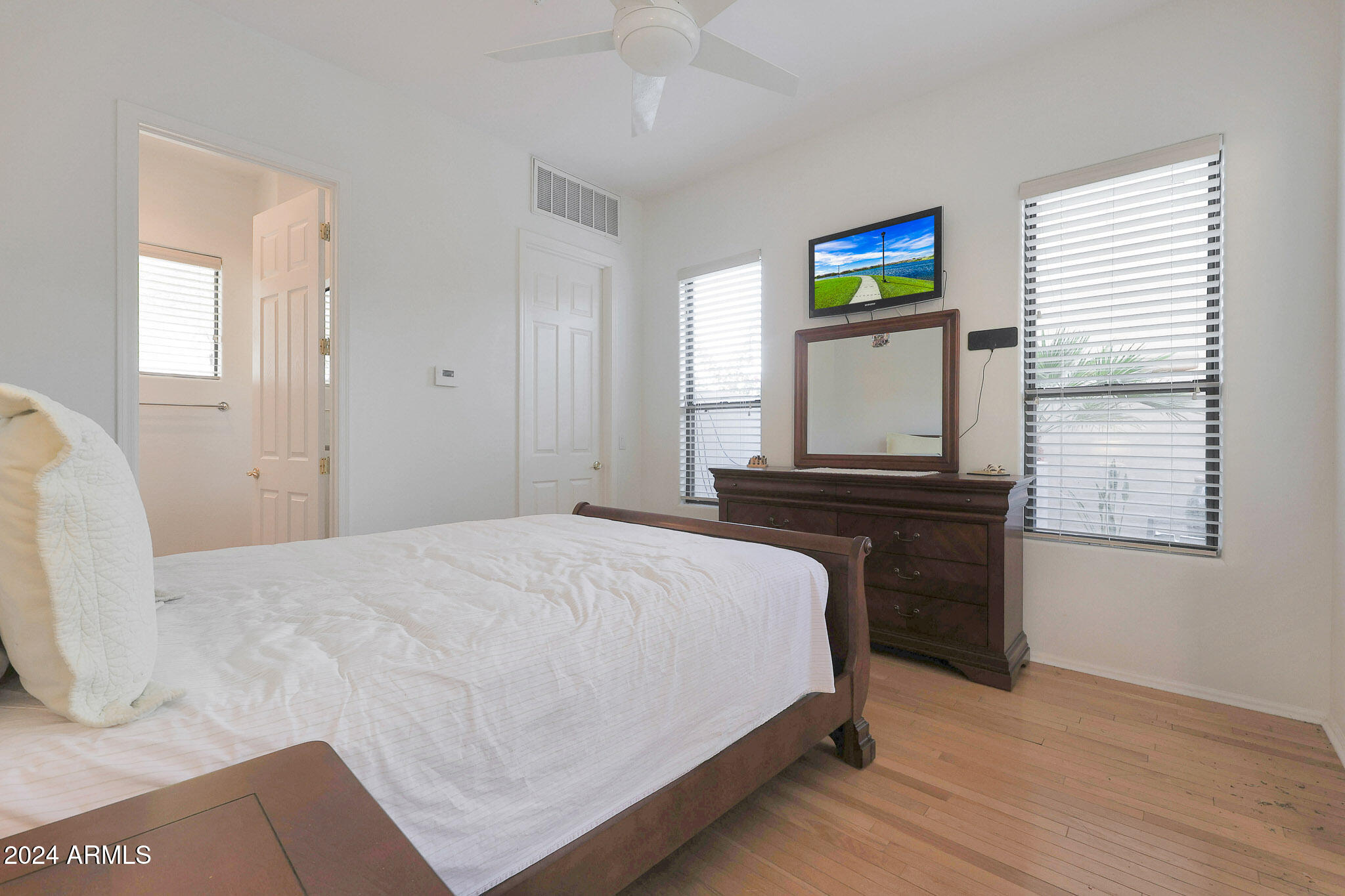 8146 E WING SHADOW Road