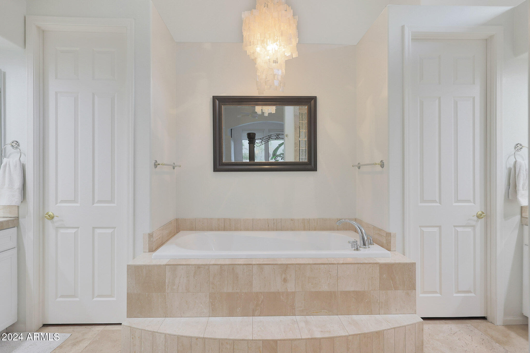 8146 E WING SHADOW Road